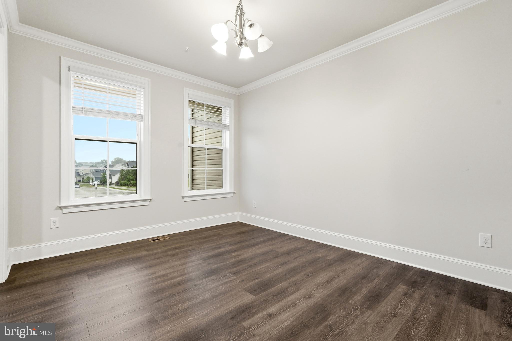 STONEGATE - Residential