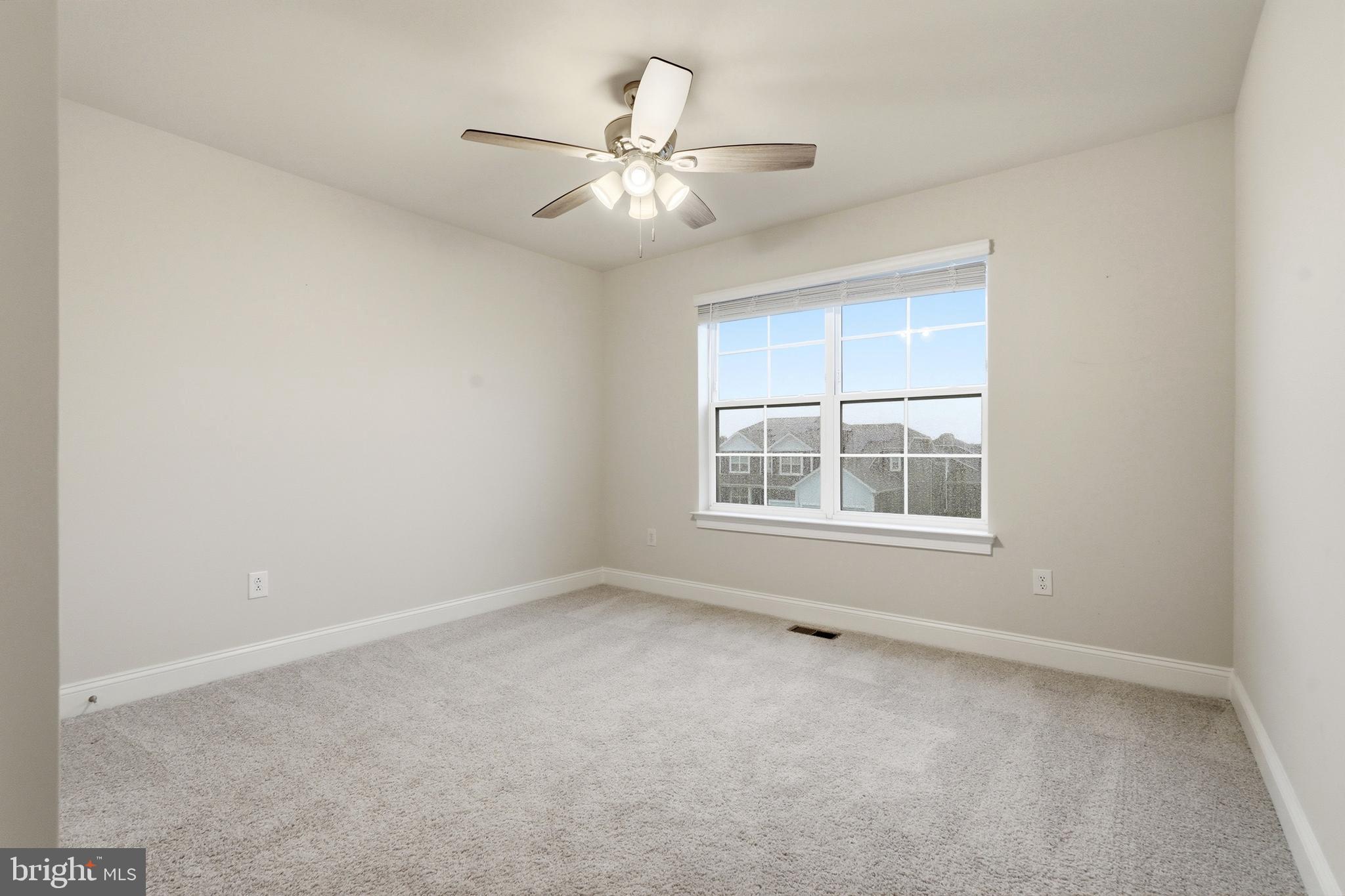 STONEGATE - Residential