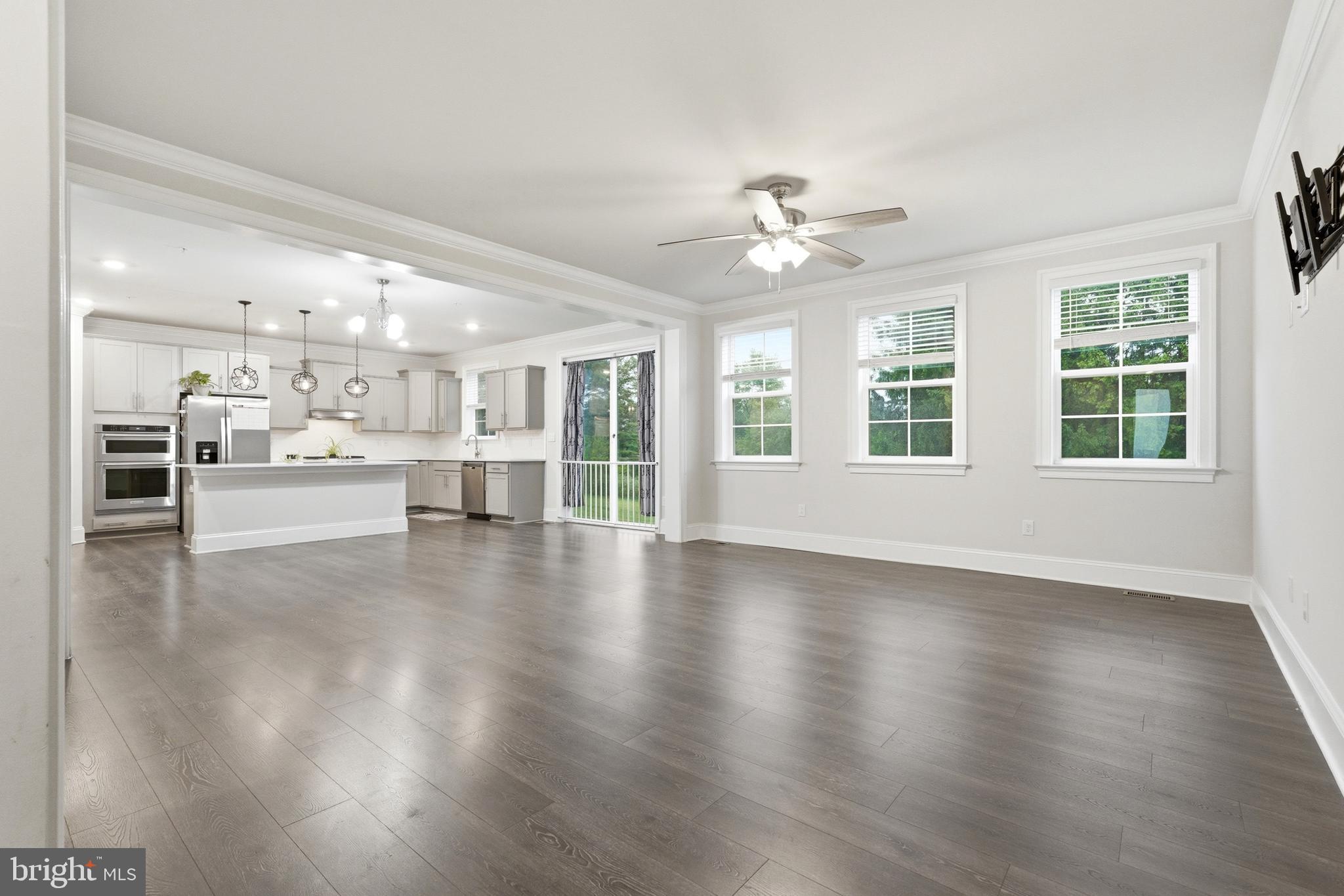 STONEGATE - Residential