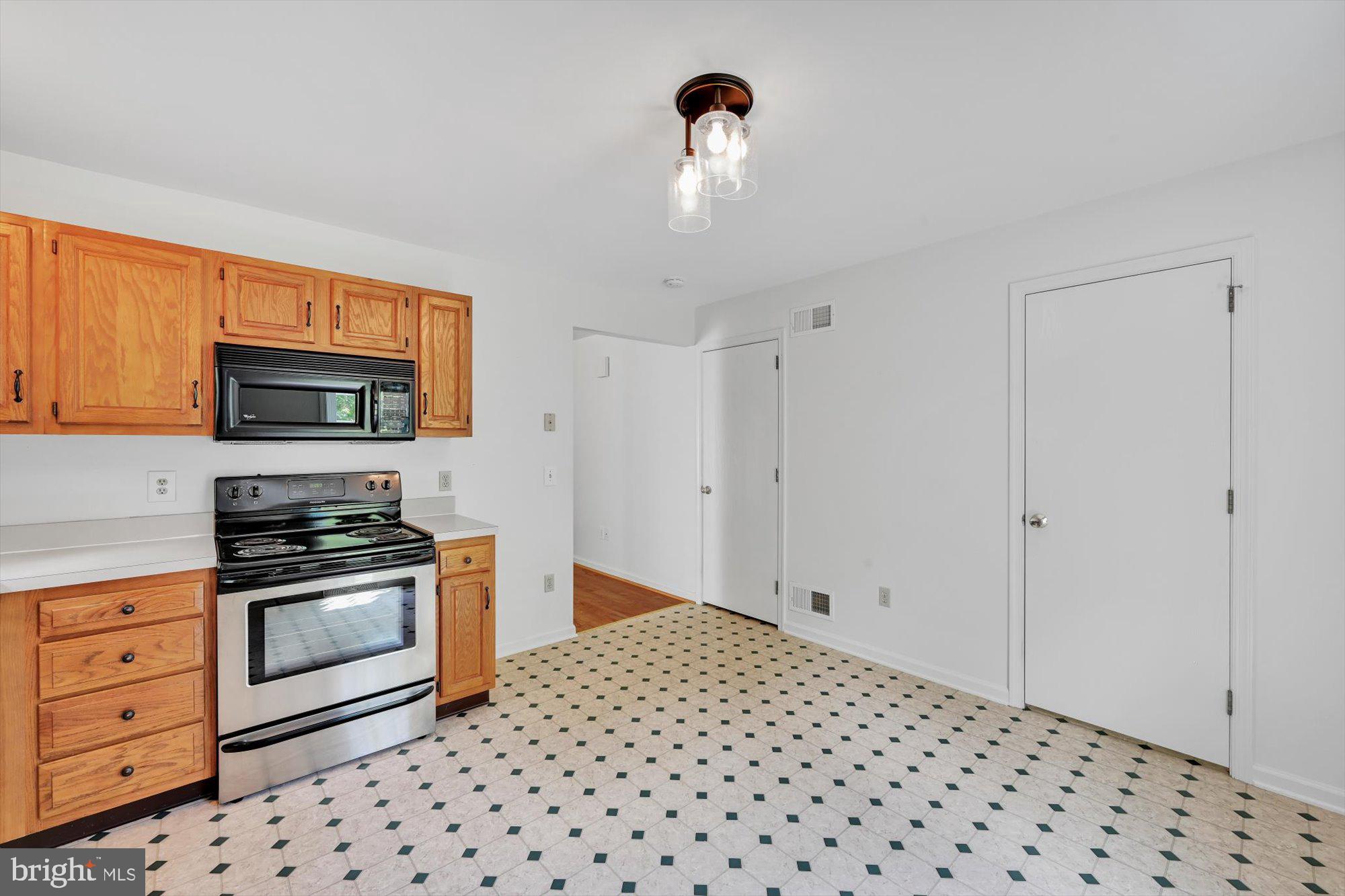 HALEY HEIGHTS - Residential