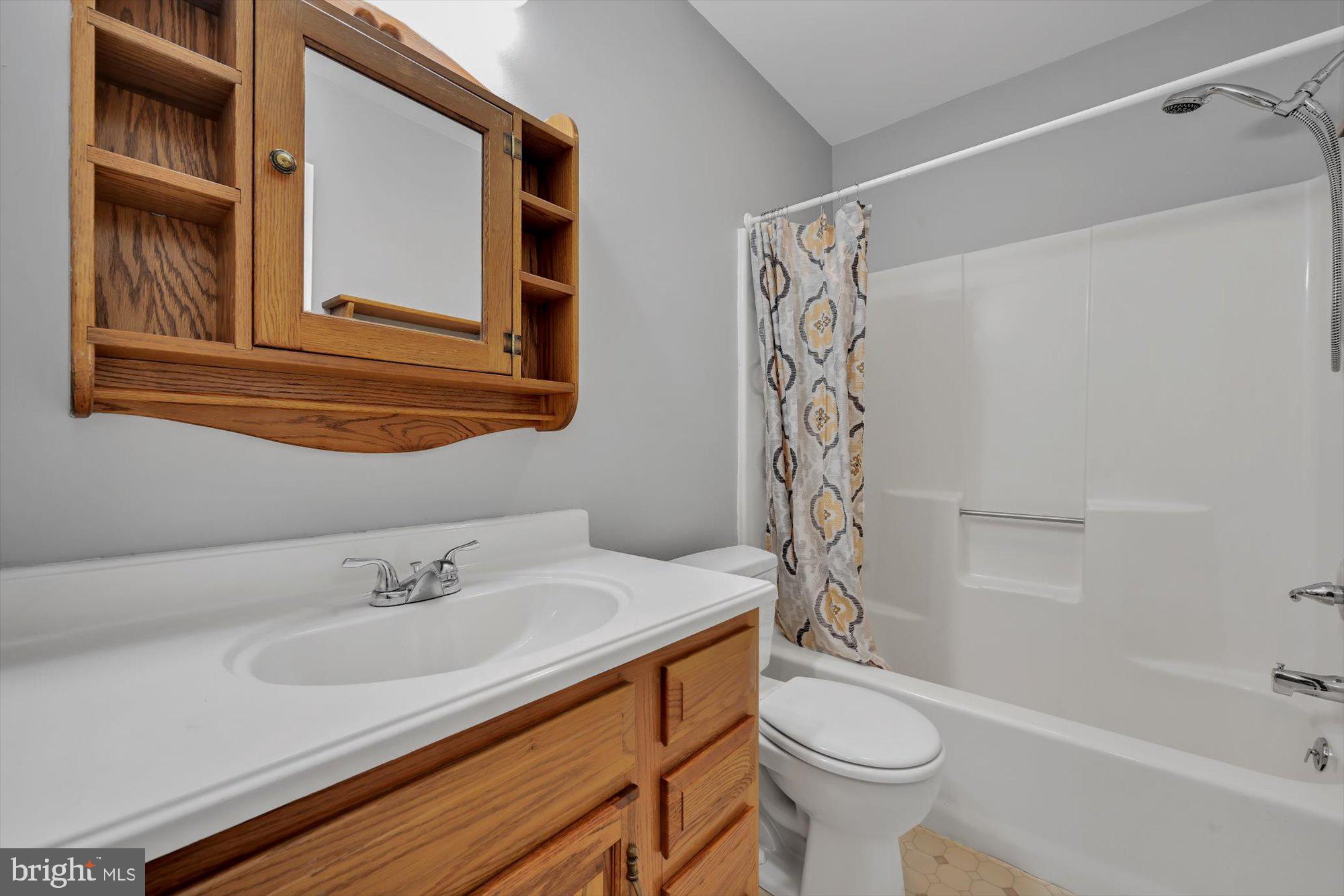 HALEY HEIGHTS - Residential