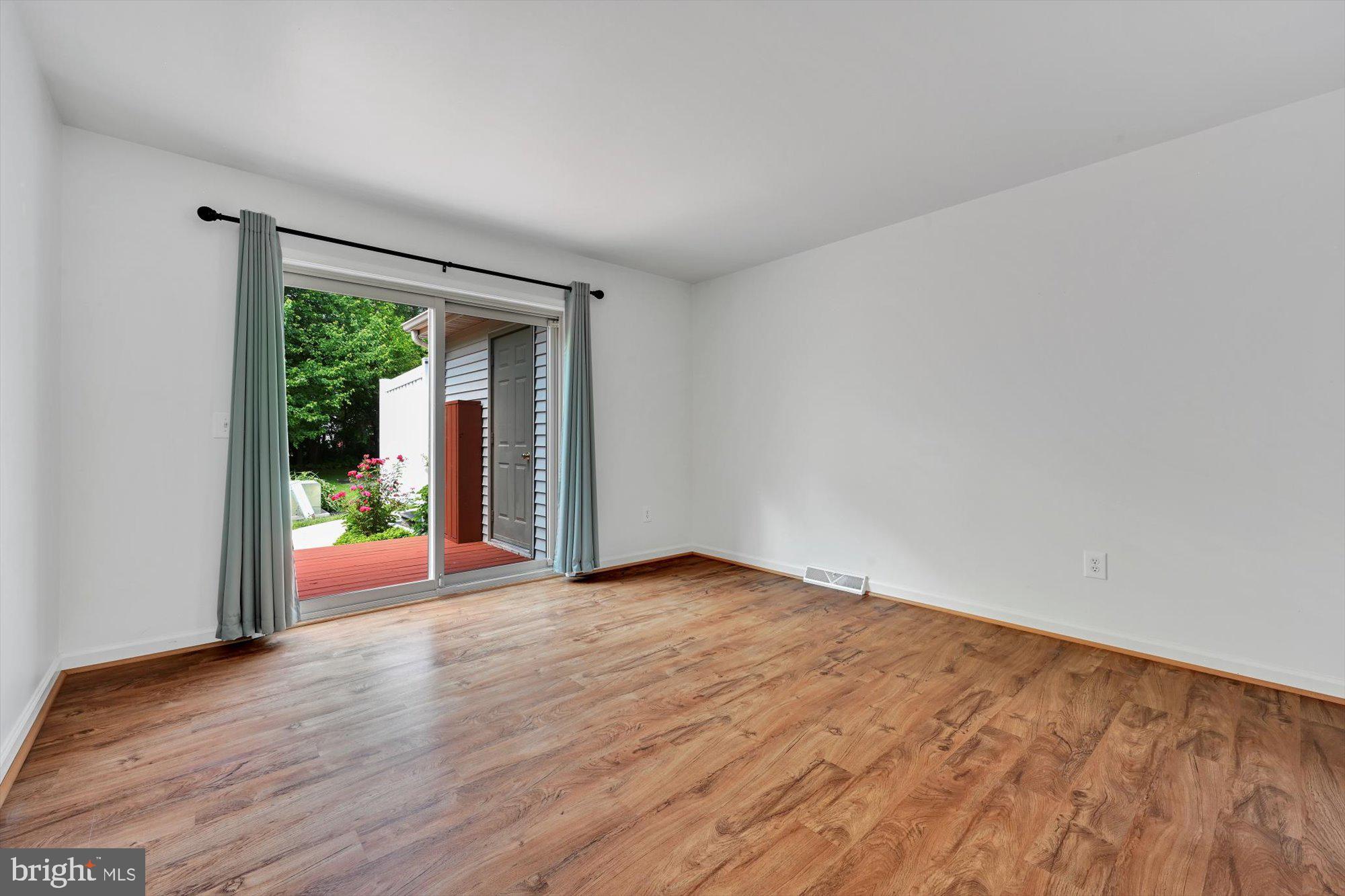 HALEY HEIGHTS - Residential