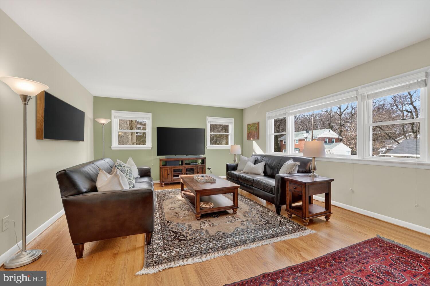 SPY HILL - Residential