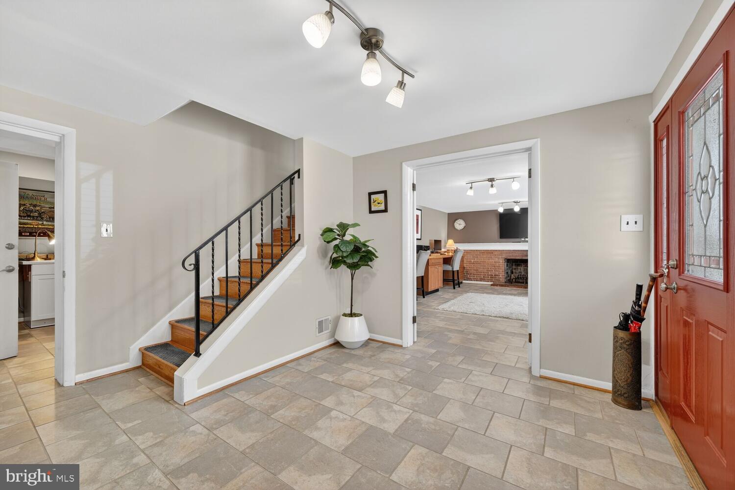 SPY HILL - Residential