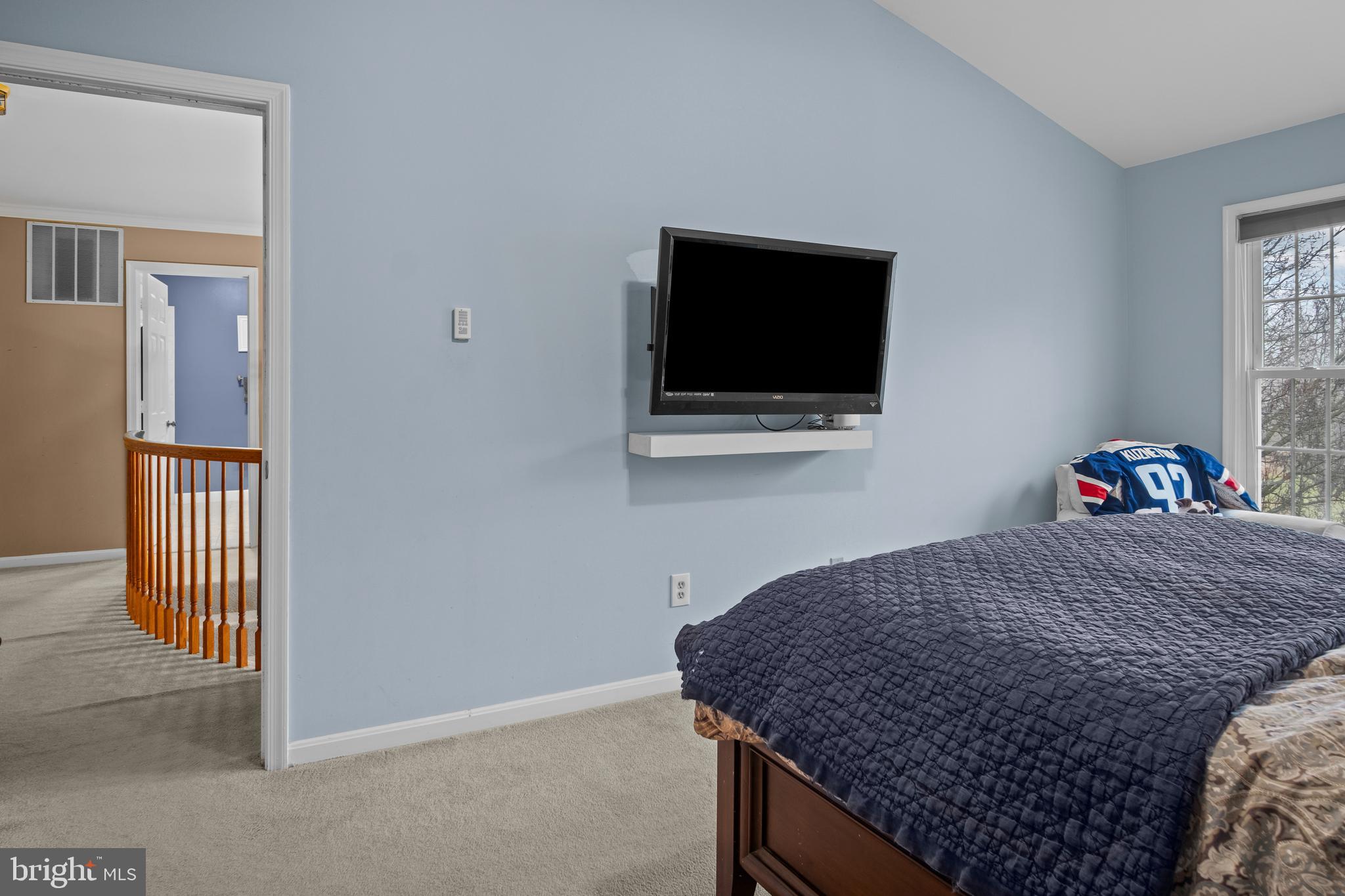 ASHBURN FARM - Residential Lease