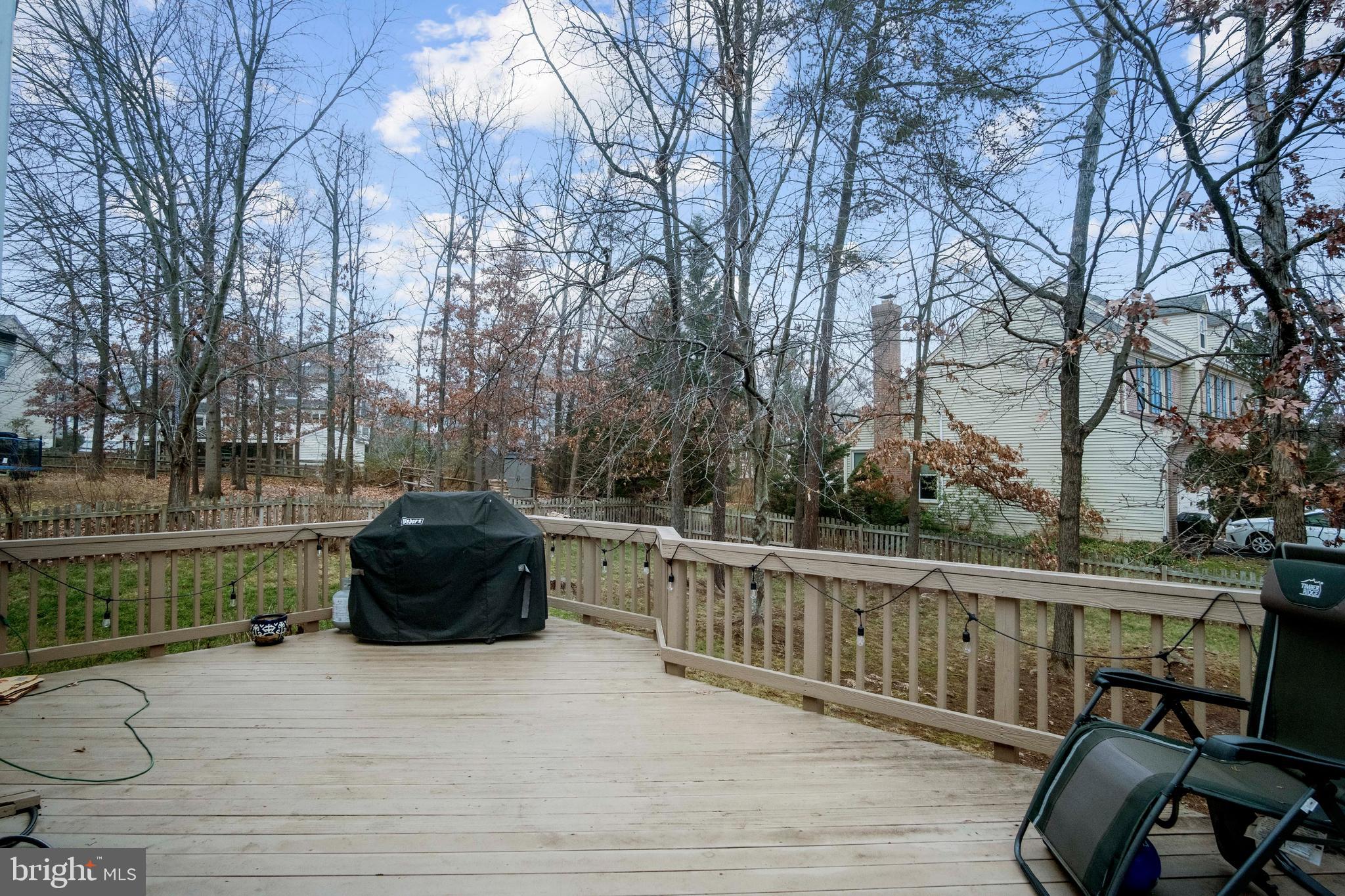 ASHBURN FARM - Residential Lease