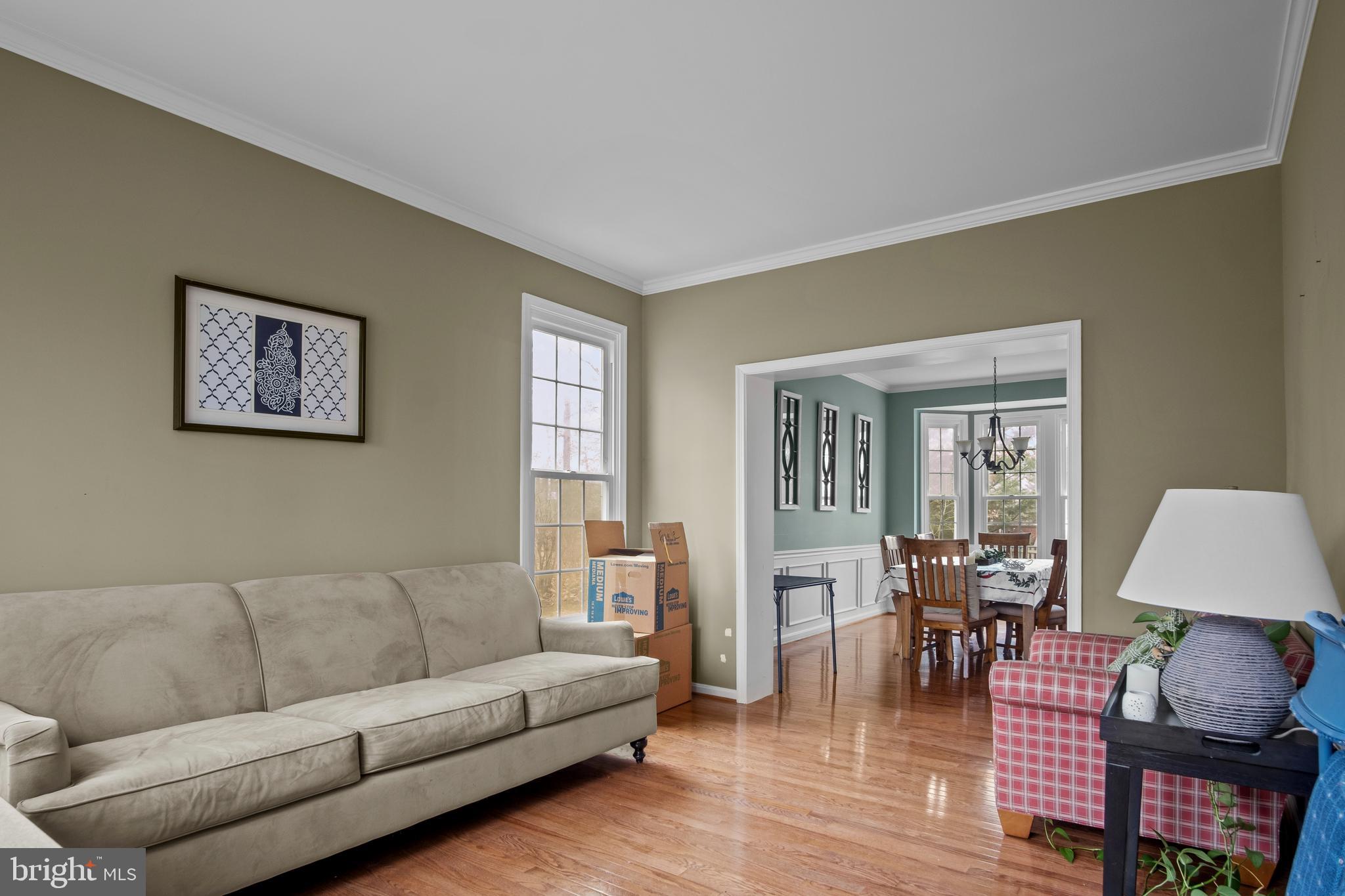 ASHBURN FARM - Residential Lease