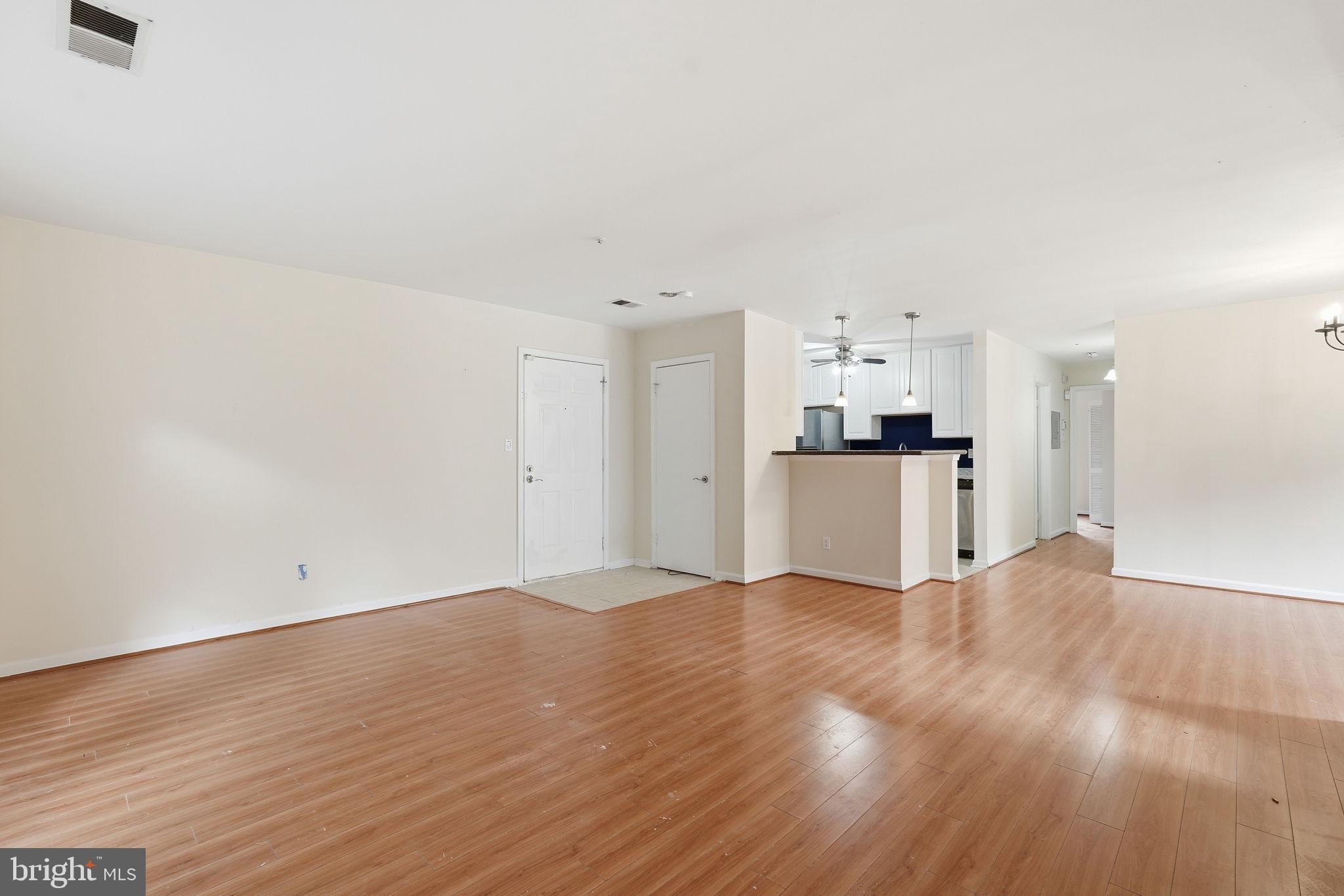 3176 SUMMIT SQUARE DRIVE 4-A2