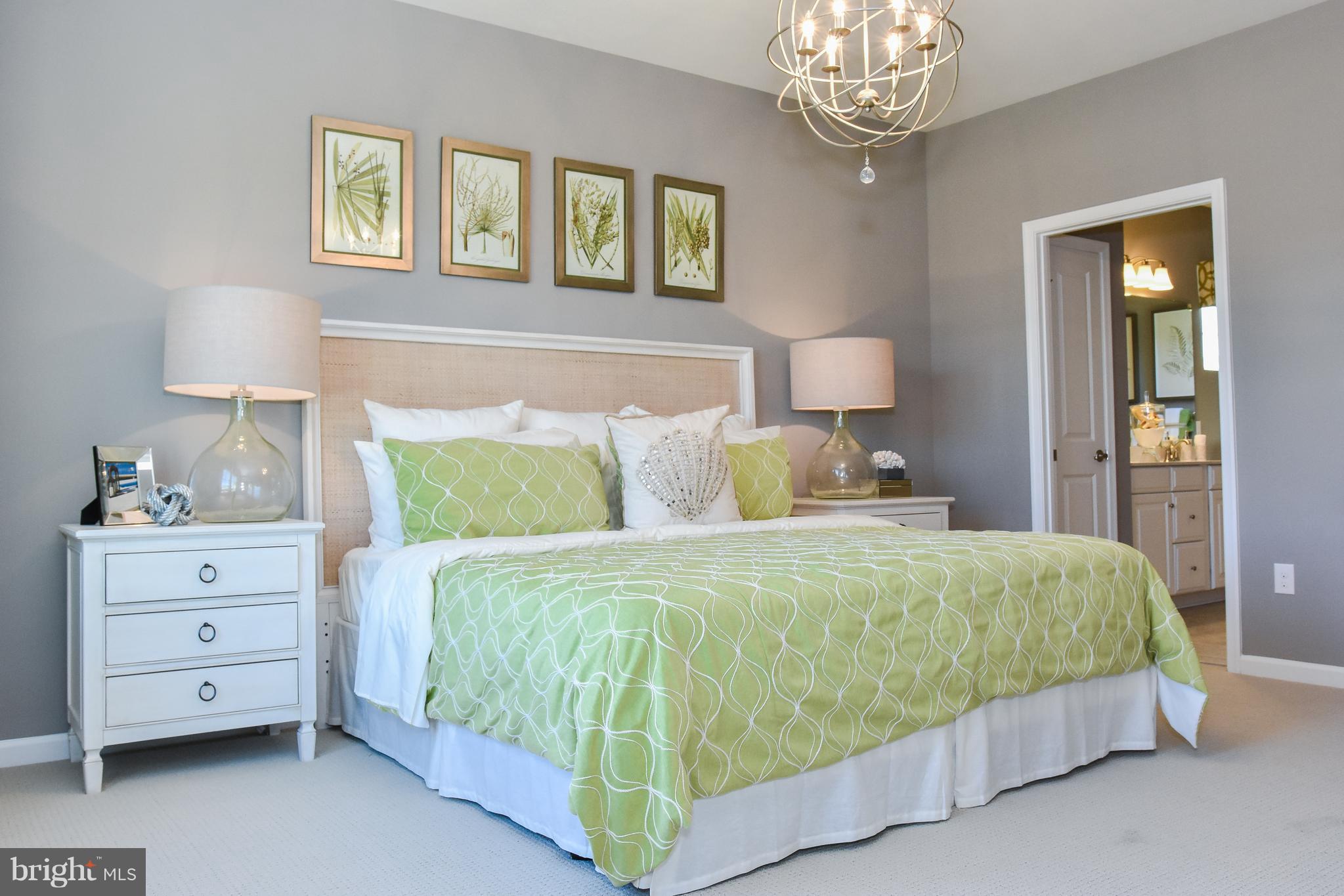 CREEKSIDE VILLAGE - Residential