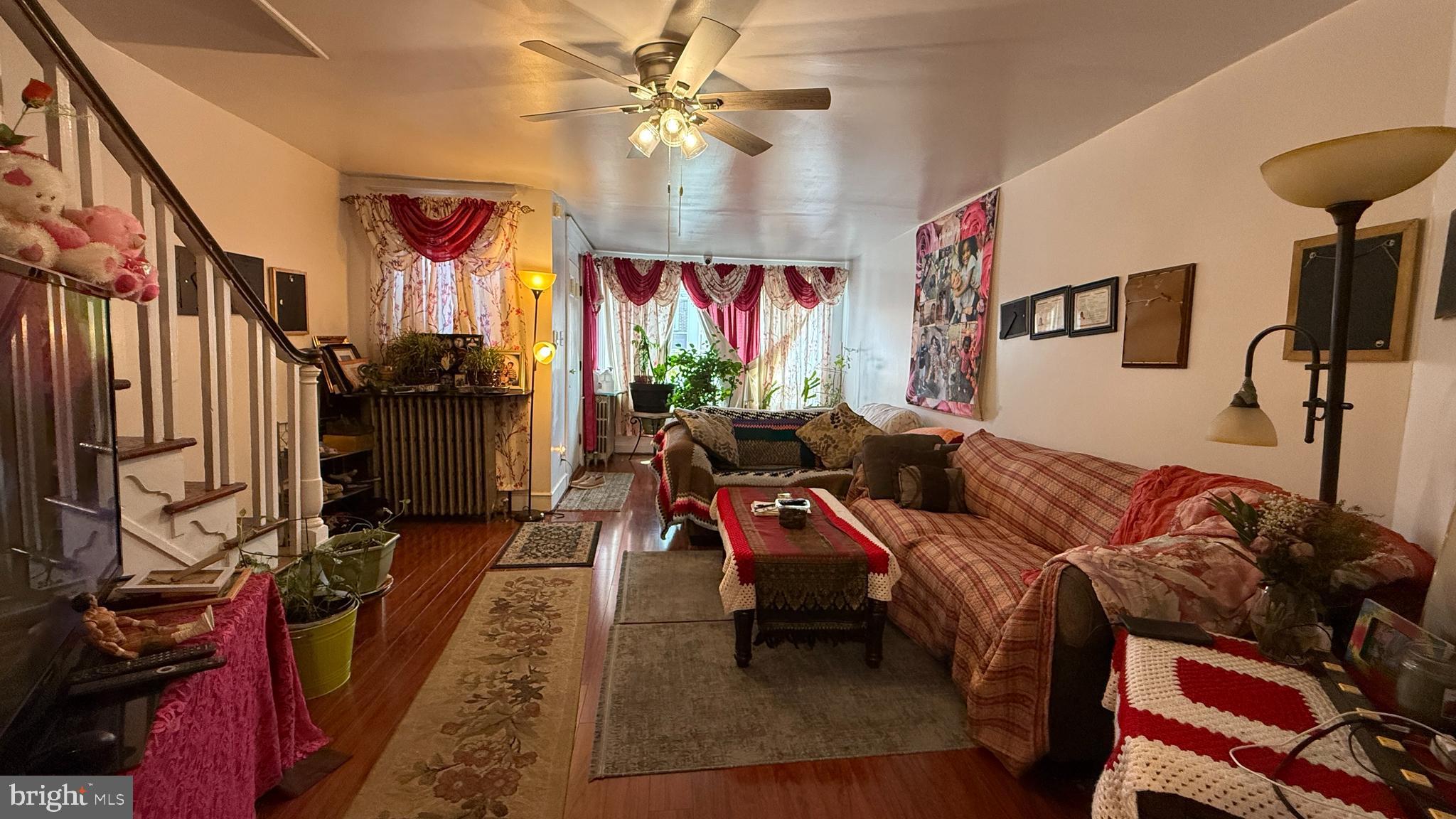 LAWNCREST - Residential