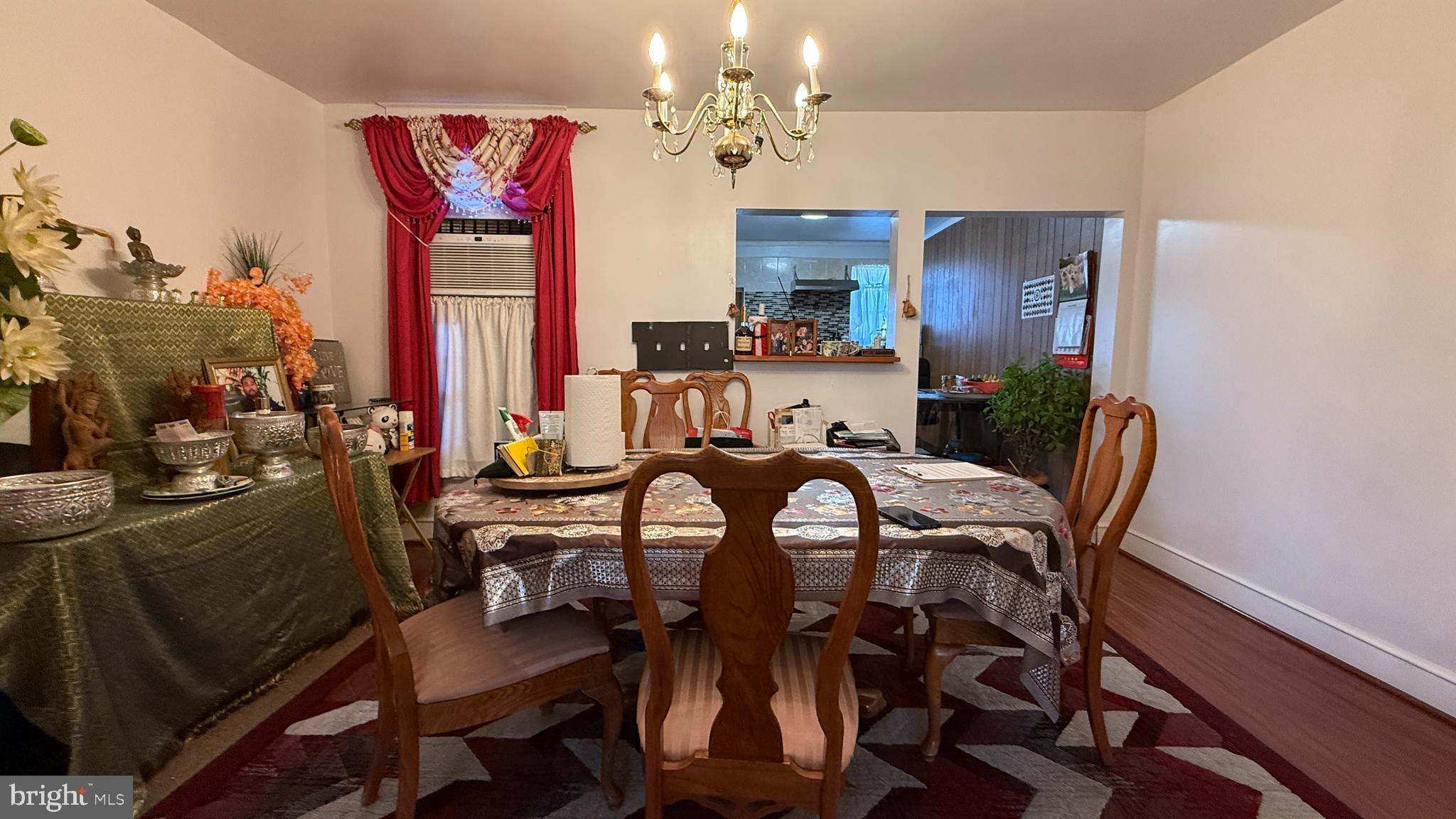 LAWNCREST - Residential