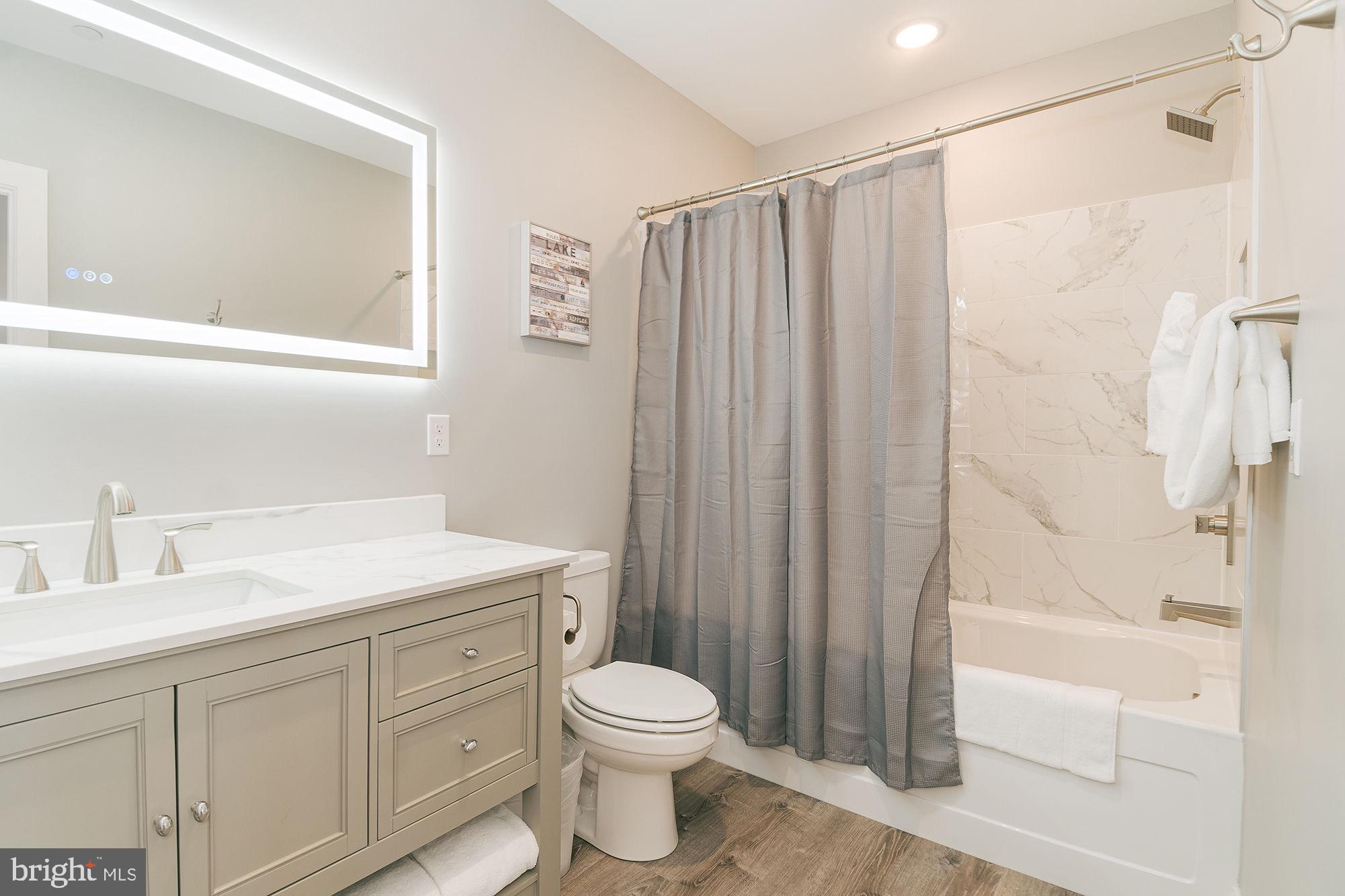 GERALD GLOTFELTY - Residential