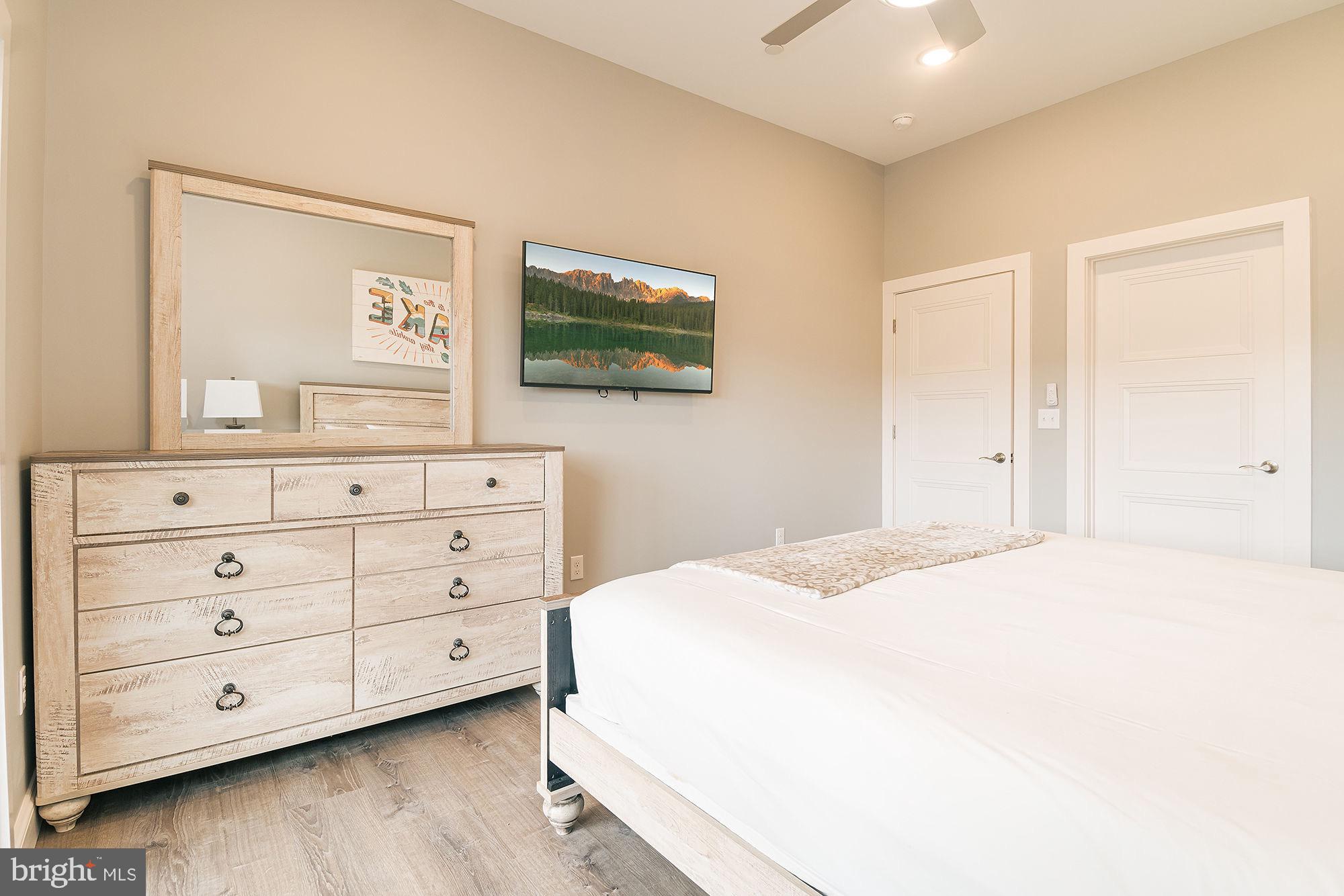 GERALD GLOTFELTY - Residential