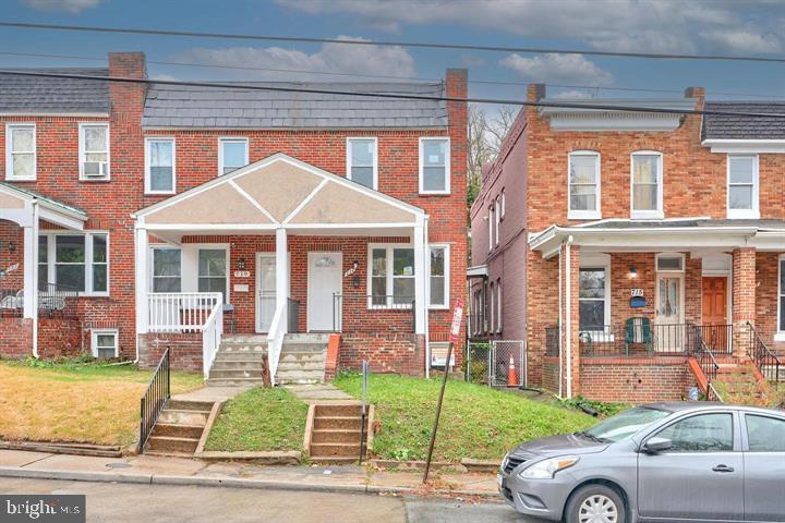 PEN LUCY - Residential Lease