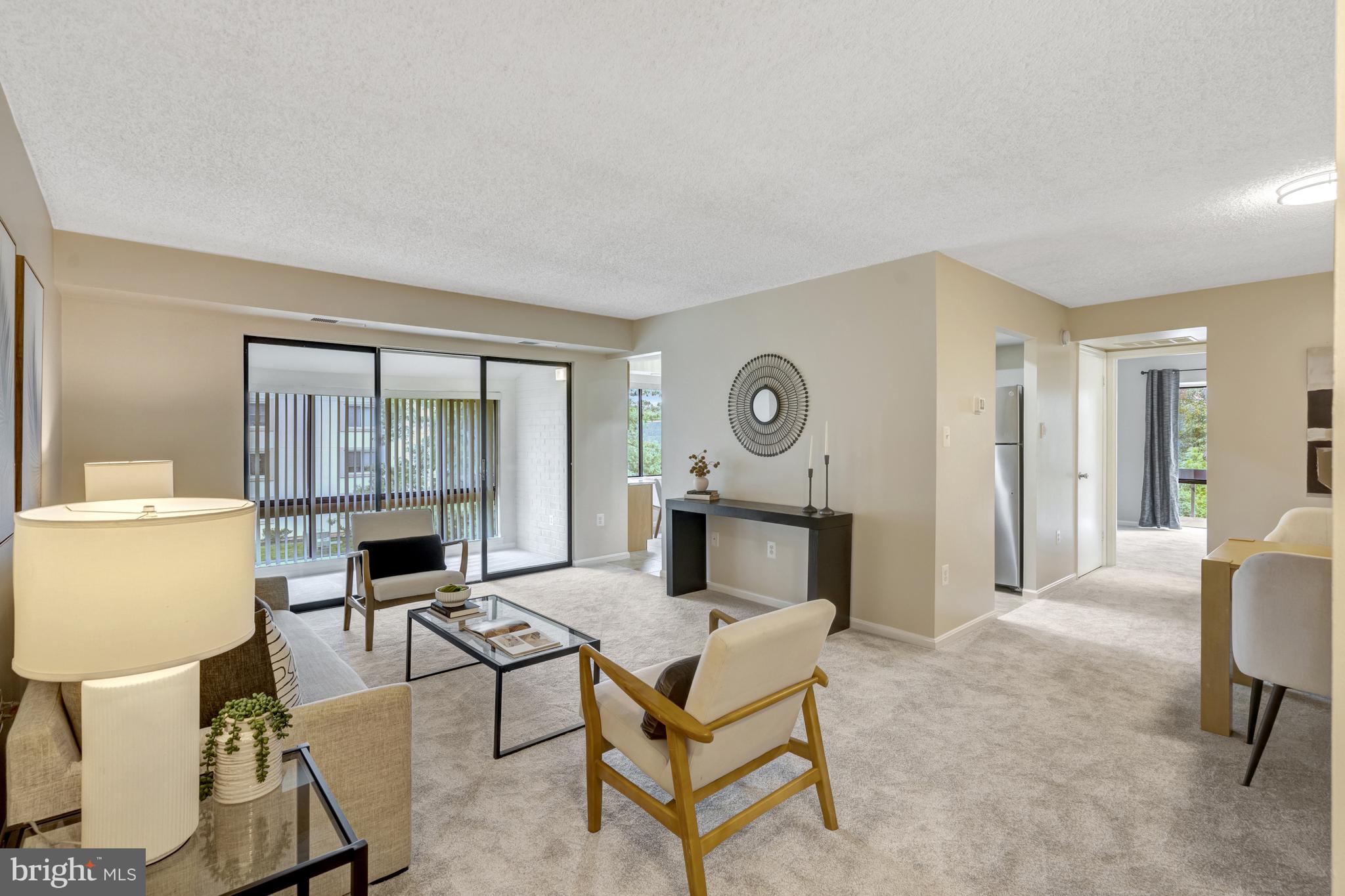 VISTAS OF VIENNA CONDOMINIUMS - Residential