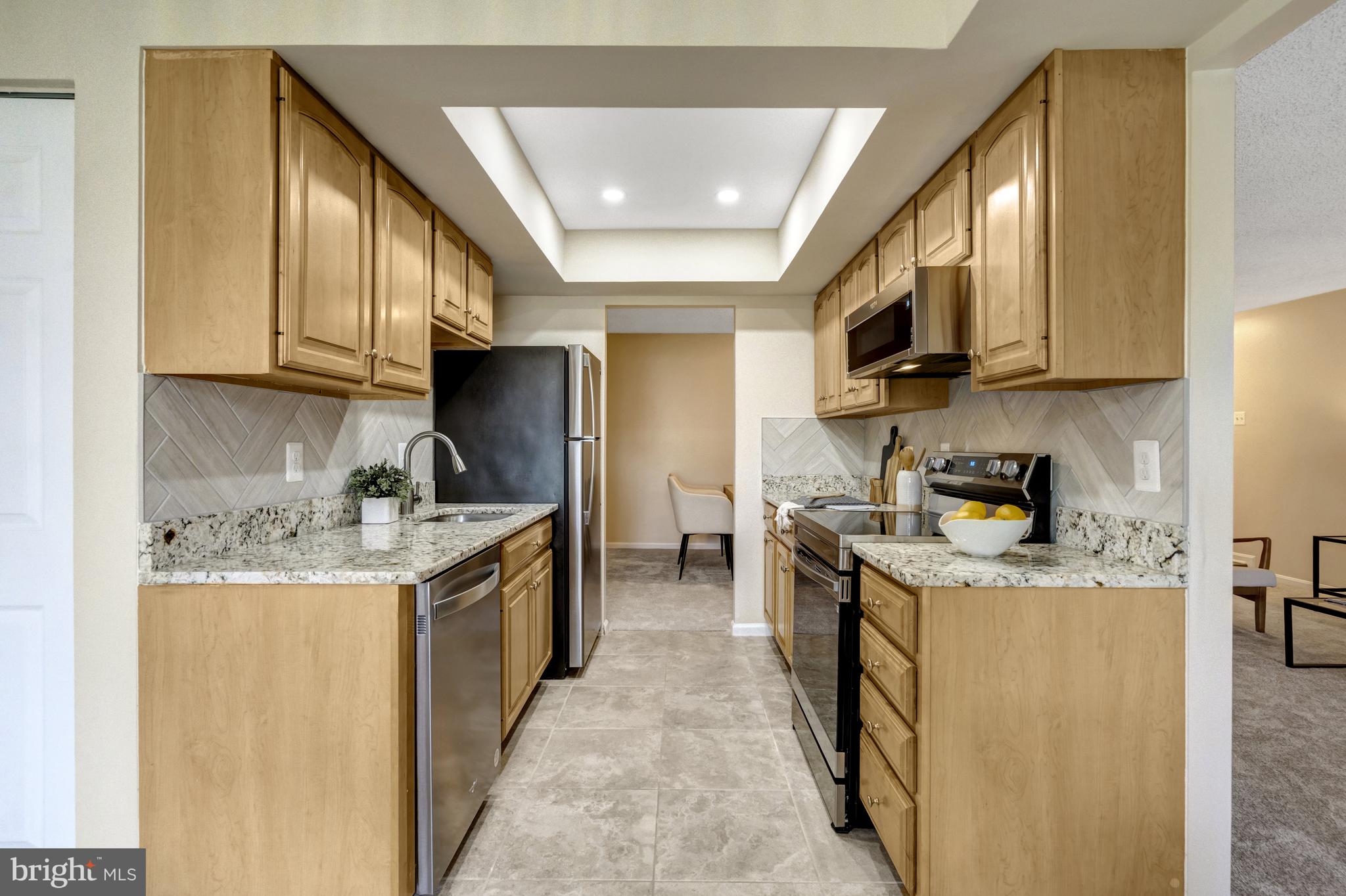 VISTAS OF VIENNA CONDOMINIUMS - Residential