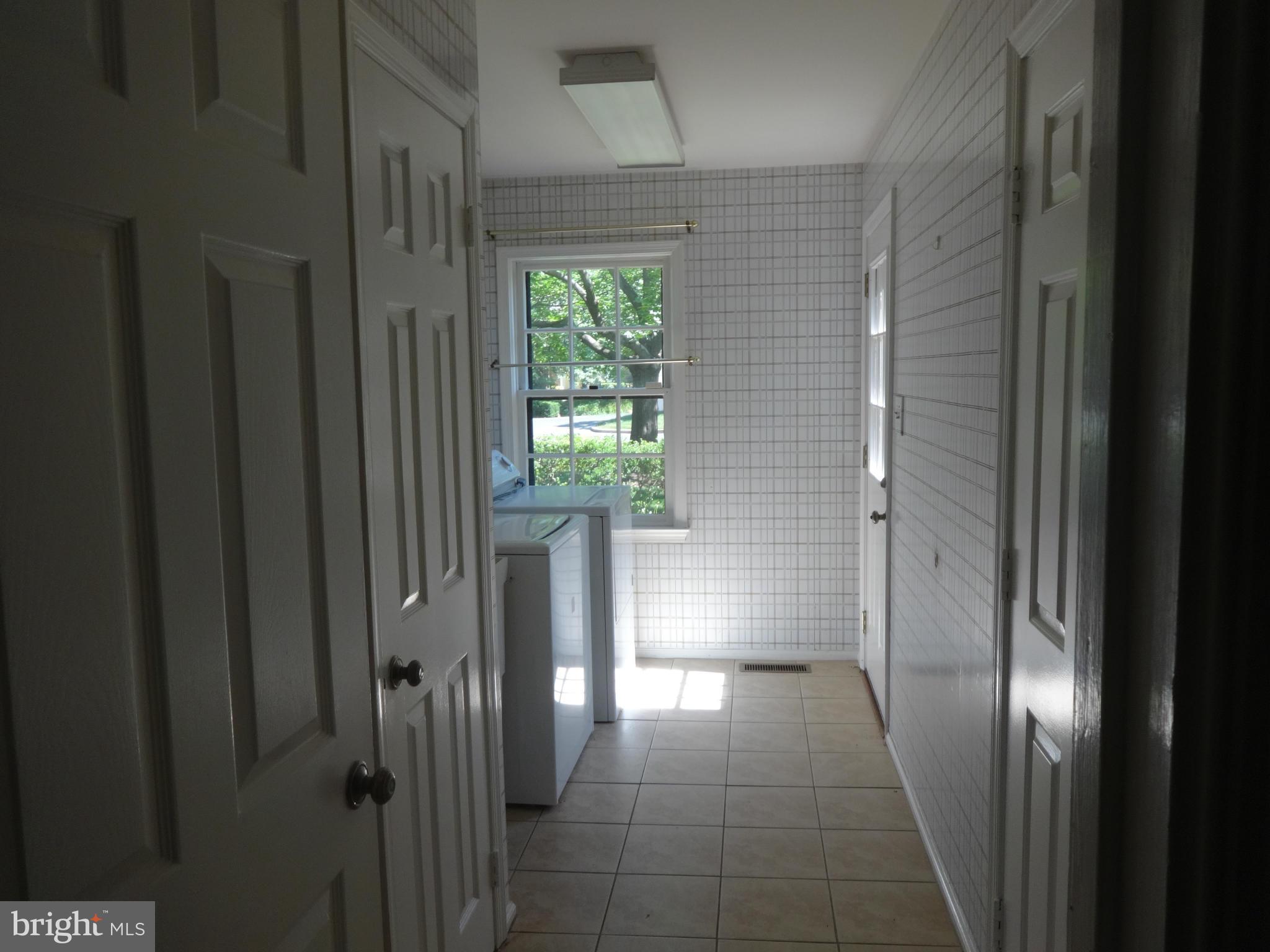 AL MARAH - Residential Lease