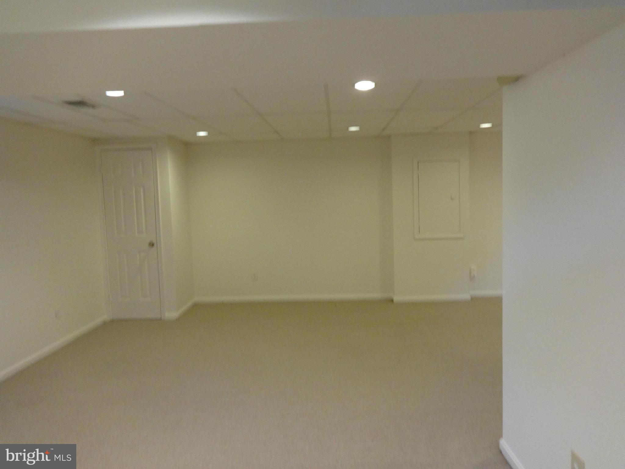 AL MARAH - Residential Lease