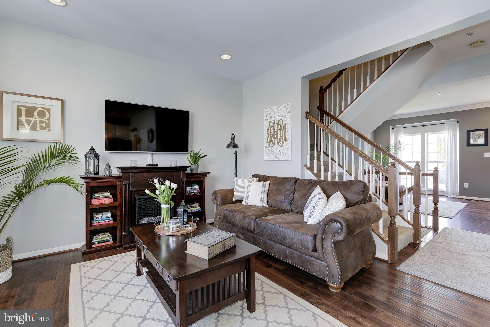 VILLAGES OF DORCHESTER - Residential