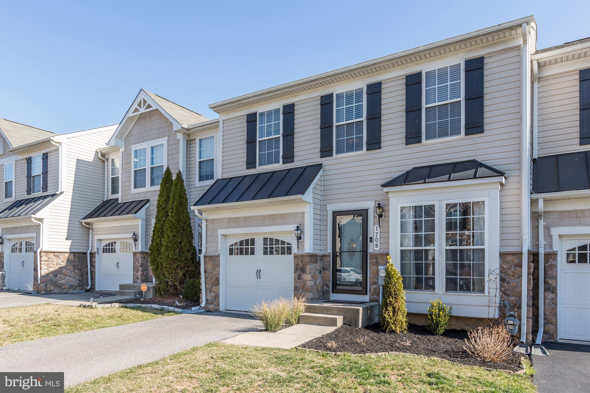 VILLAGES OF DORCHESTER - Residential