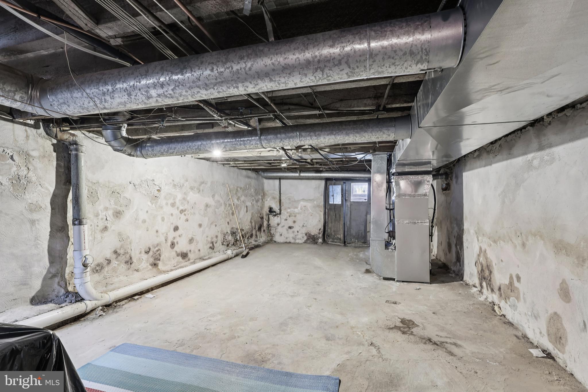 PHILADELPHIA (WEST) - Residential