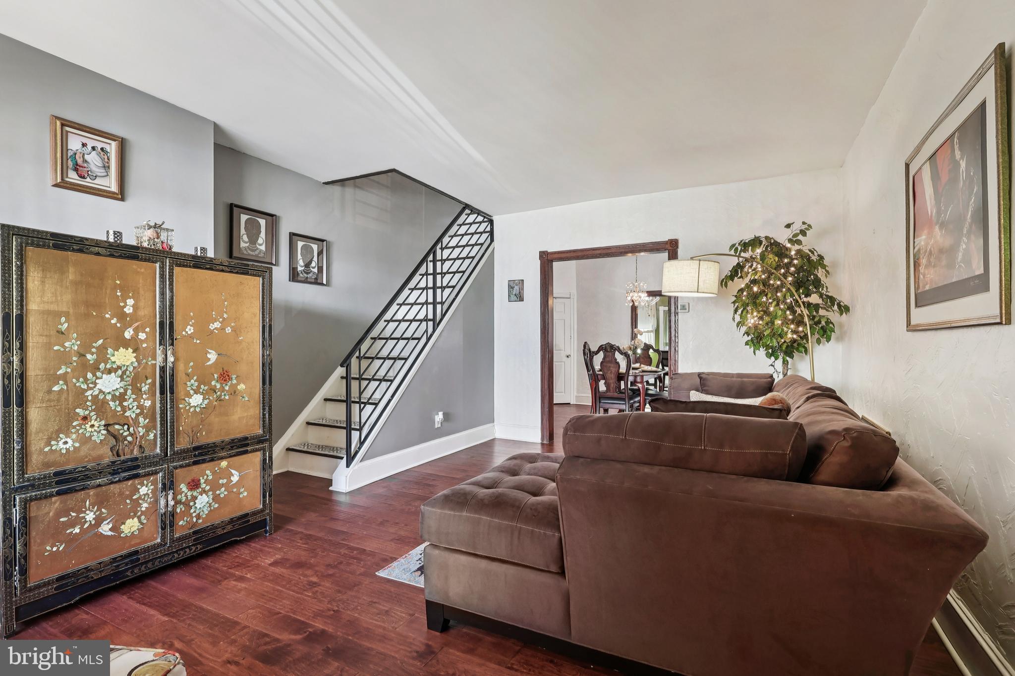 PHILADELPHIA (WEST) - Residential