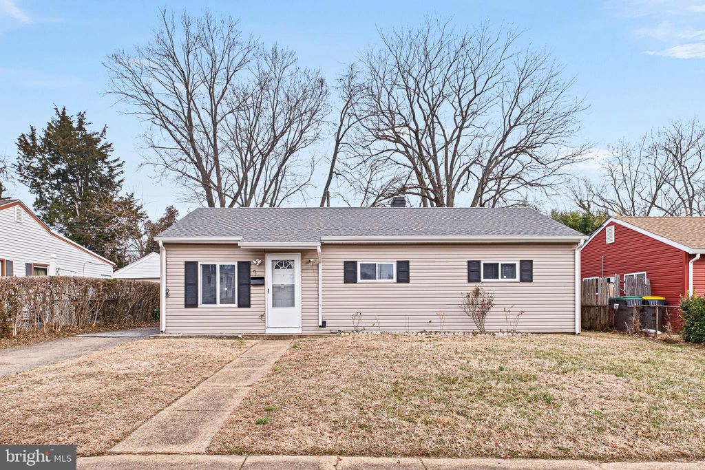 Photo of 7 Onaway Place, NEW CASTLE, DE 19720 (MLS # DENC2095266)