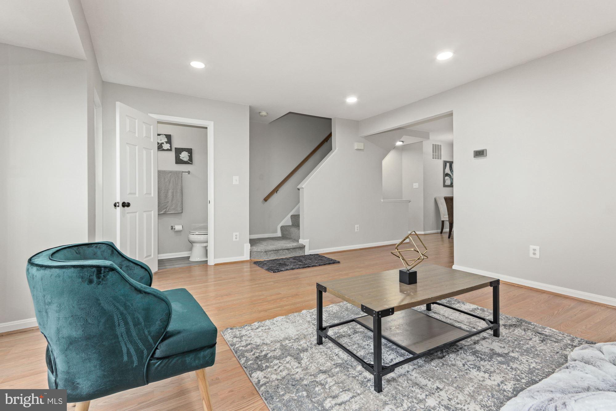 BELMONT STATION - Residential