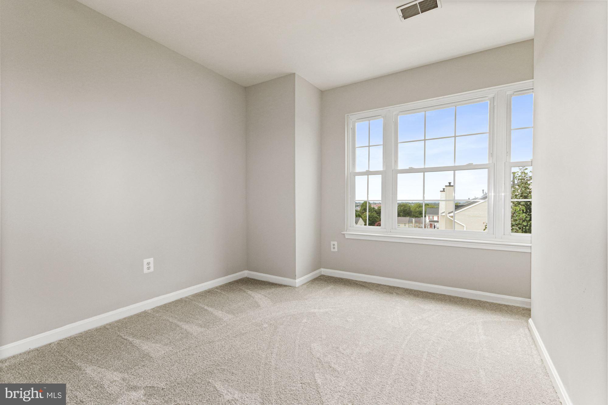 BELMONT STATION - Residential