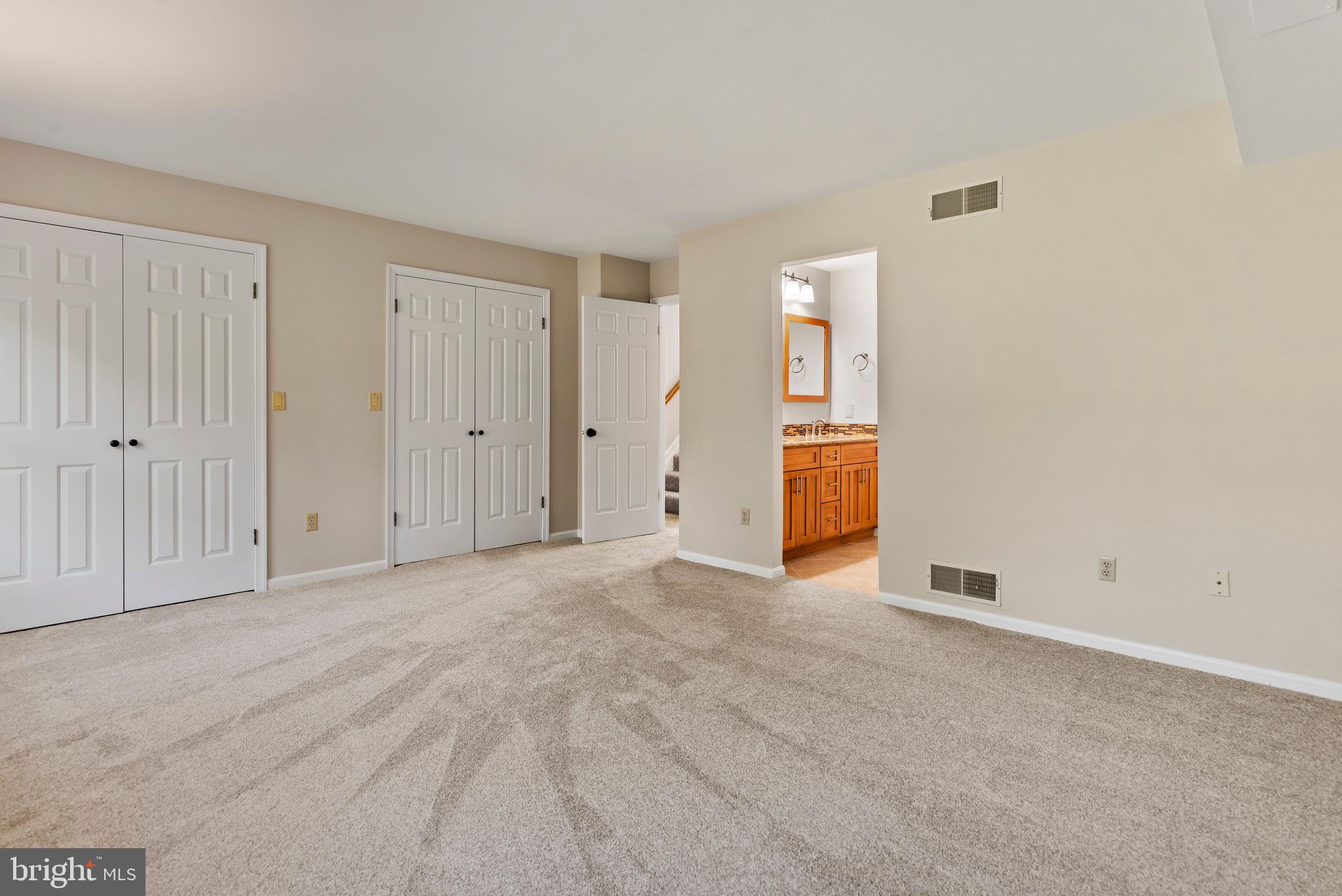 BLUE MEADOW FARMS - Residential