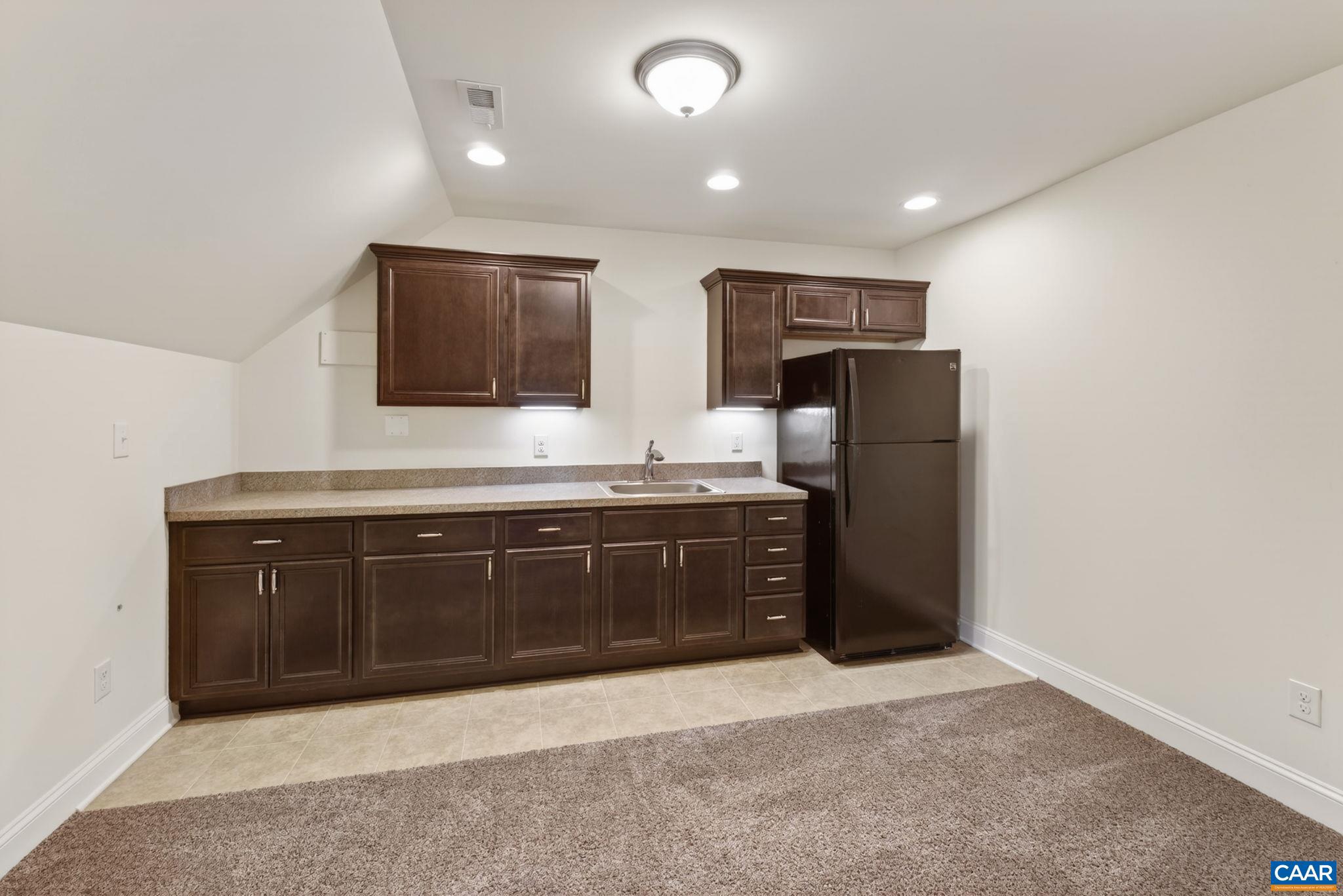 OLD TRAIL - Residential
