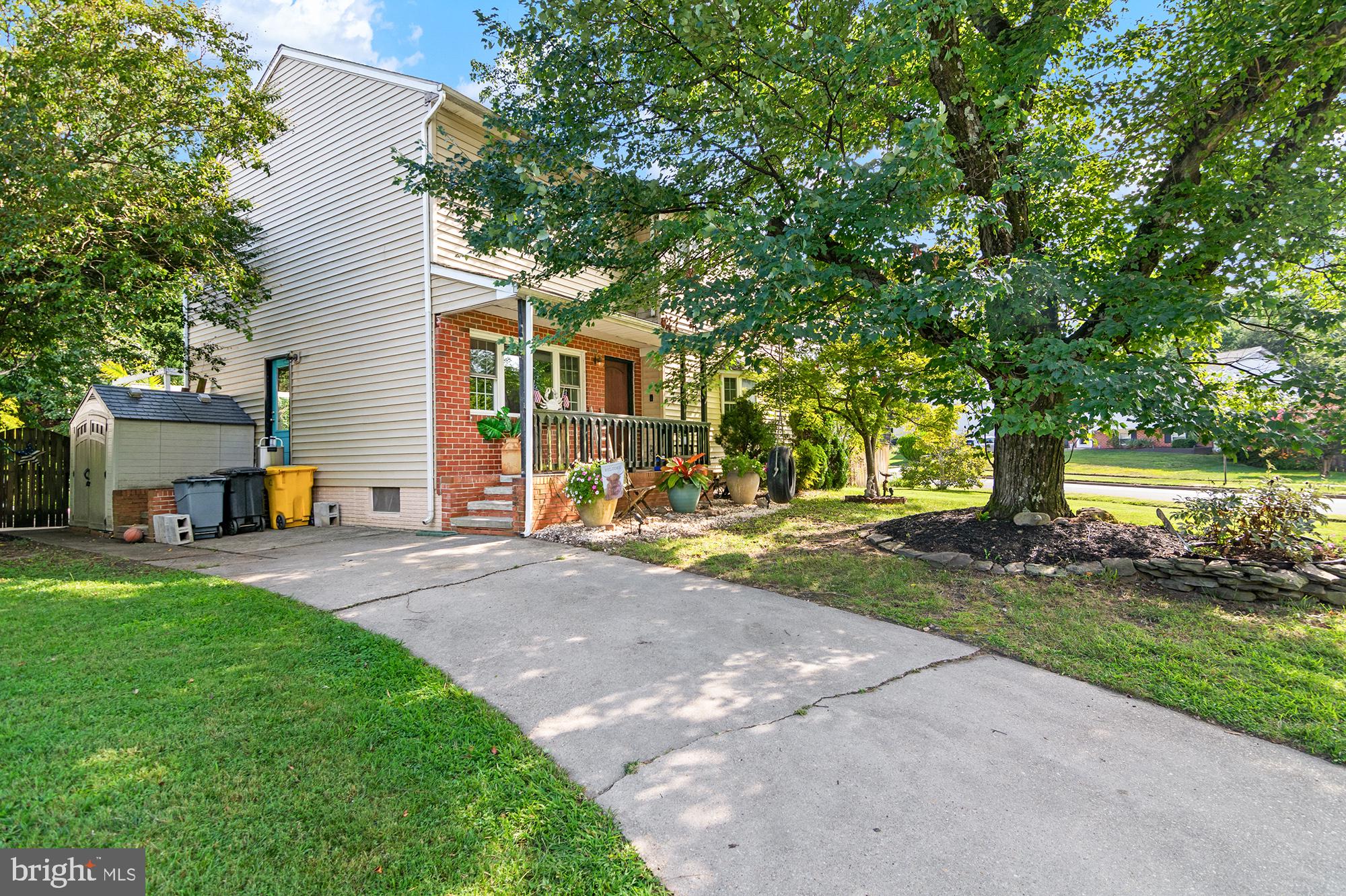 529 KENORA DRIVE