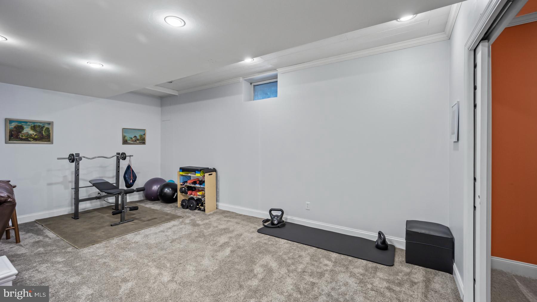 CANAL WALK - Residential