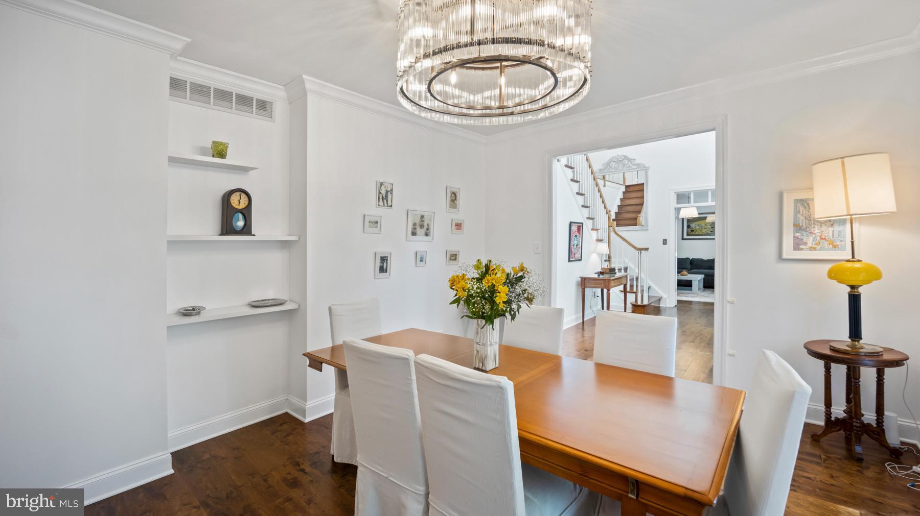 CANAL WALK - Residential