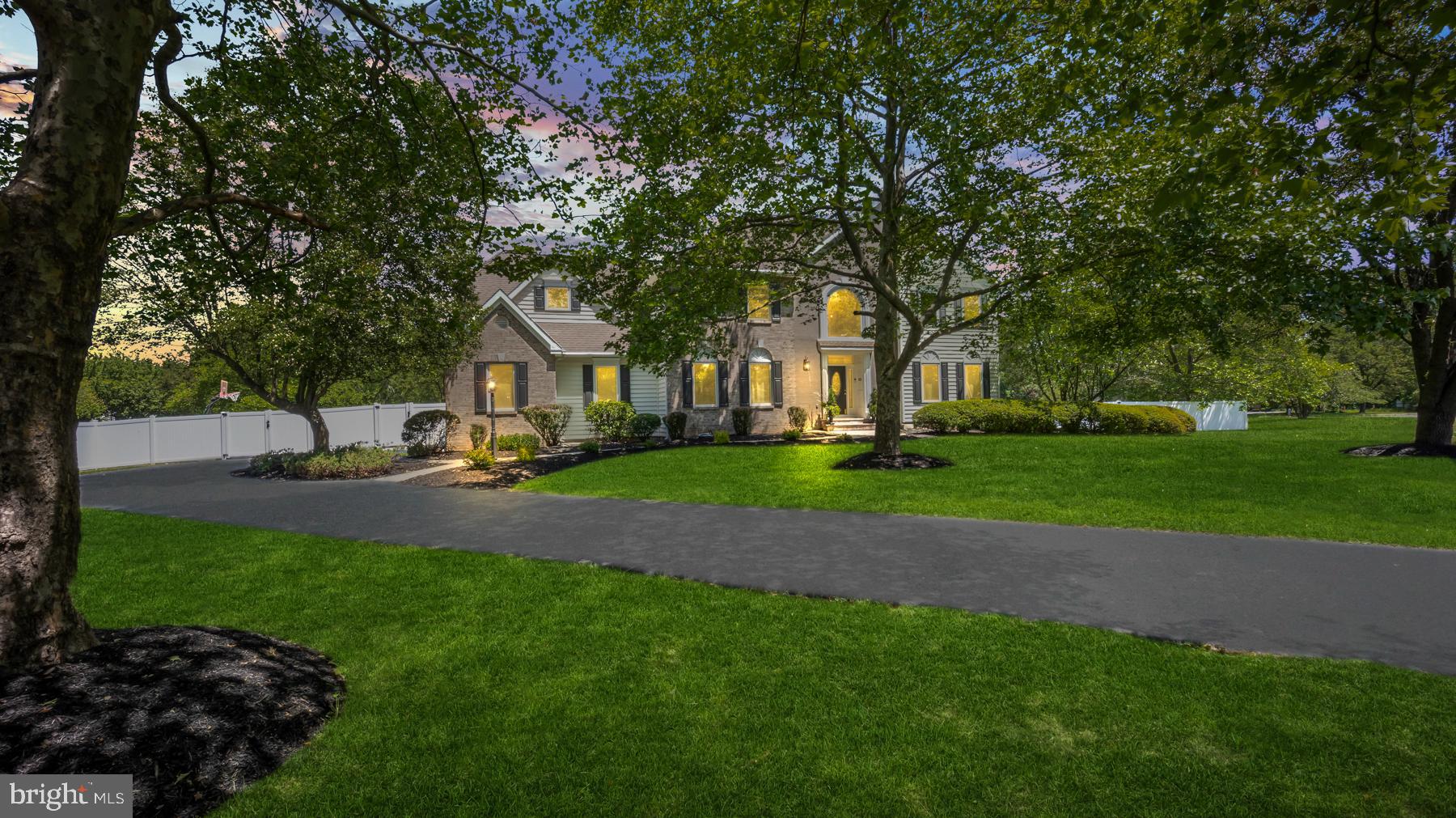 CANAL WALK - Residential