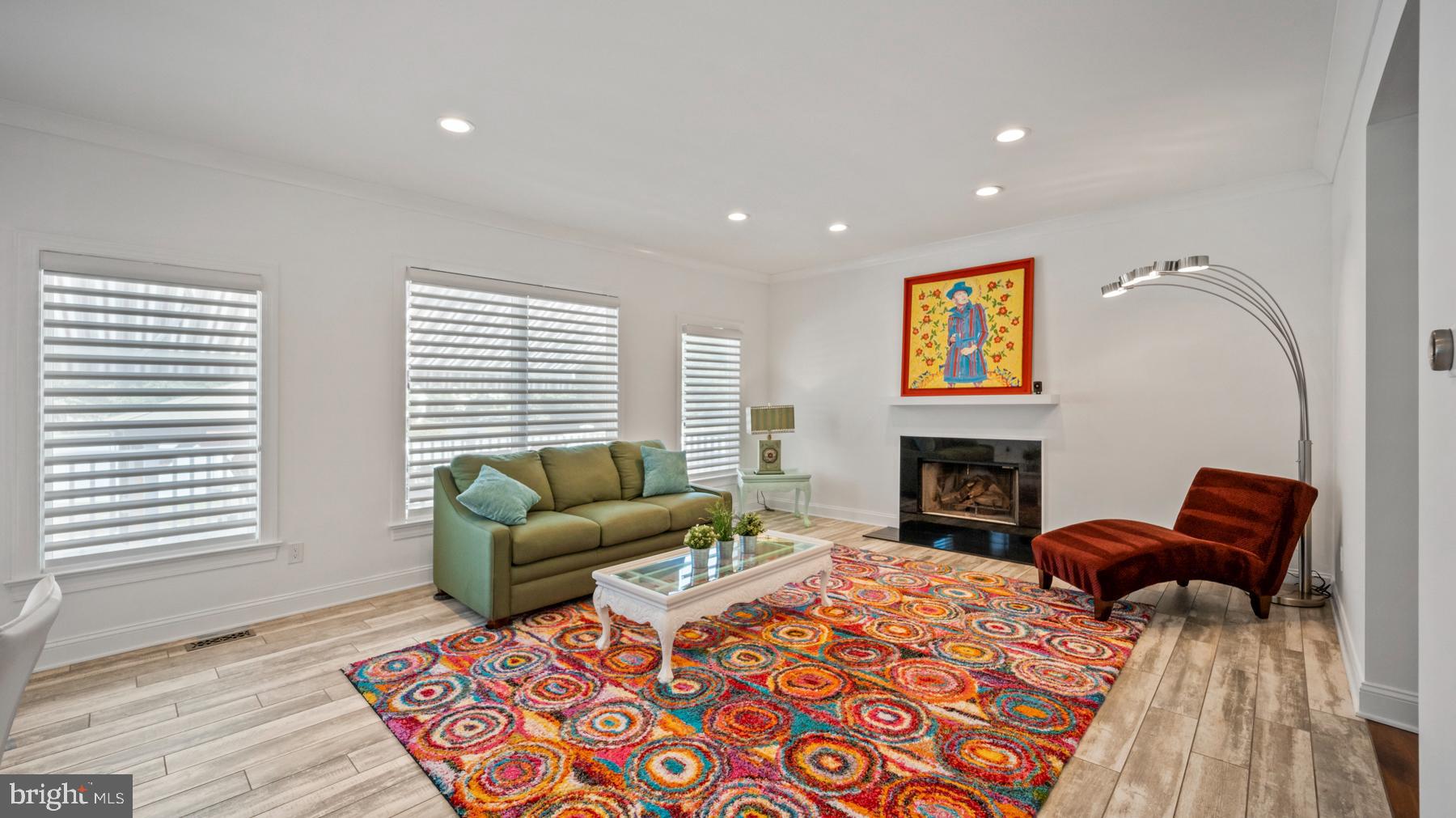 CANAL WALK - Residential