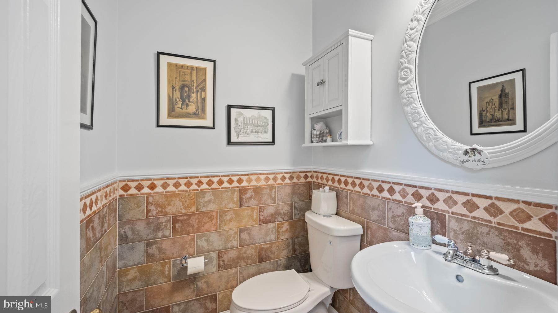 CANAL WALK - Residential