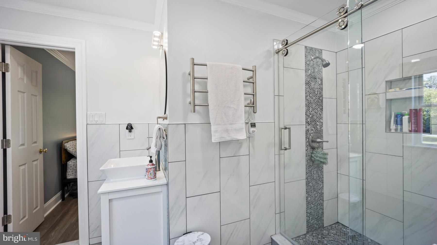 CANAL WALK - Residential