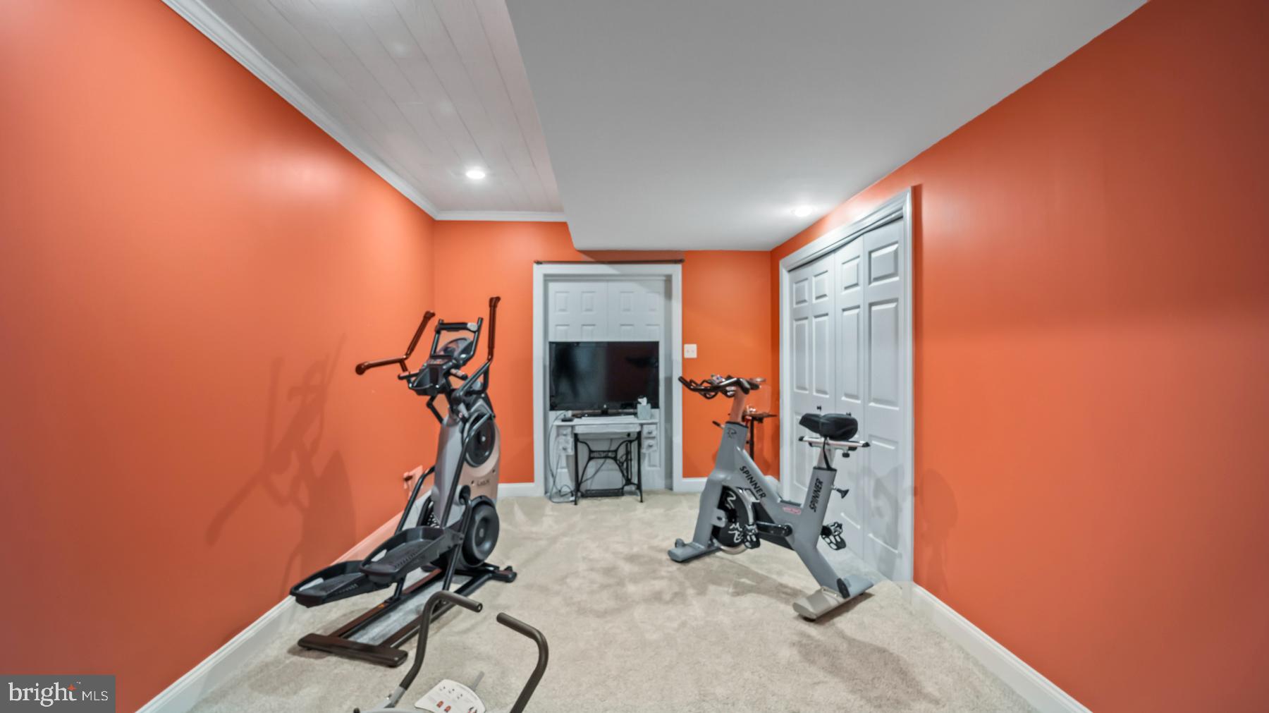 CANAL WALK - Residential