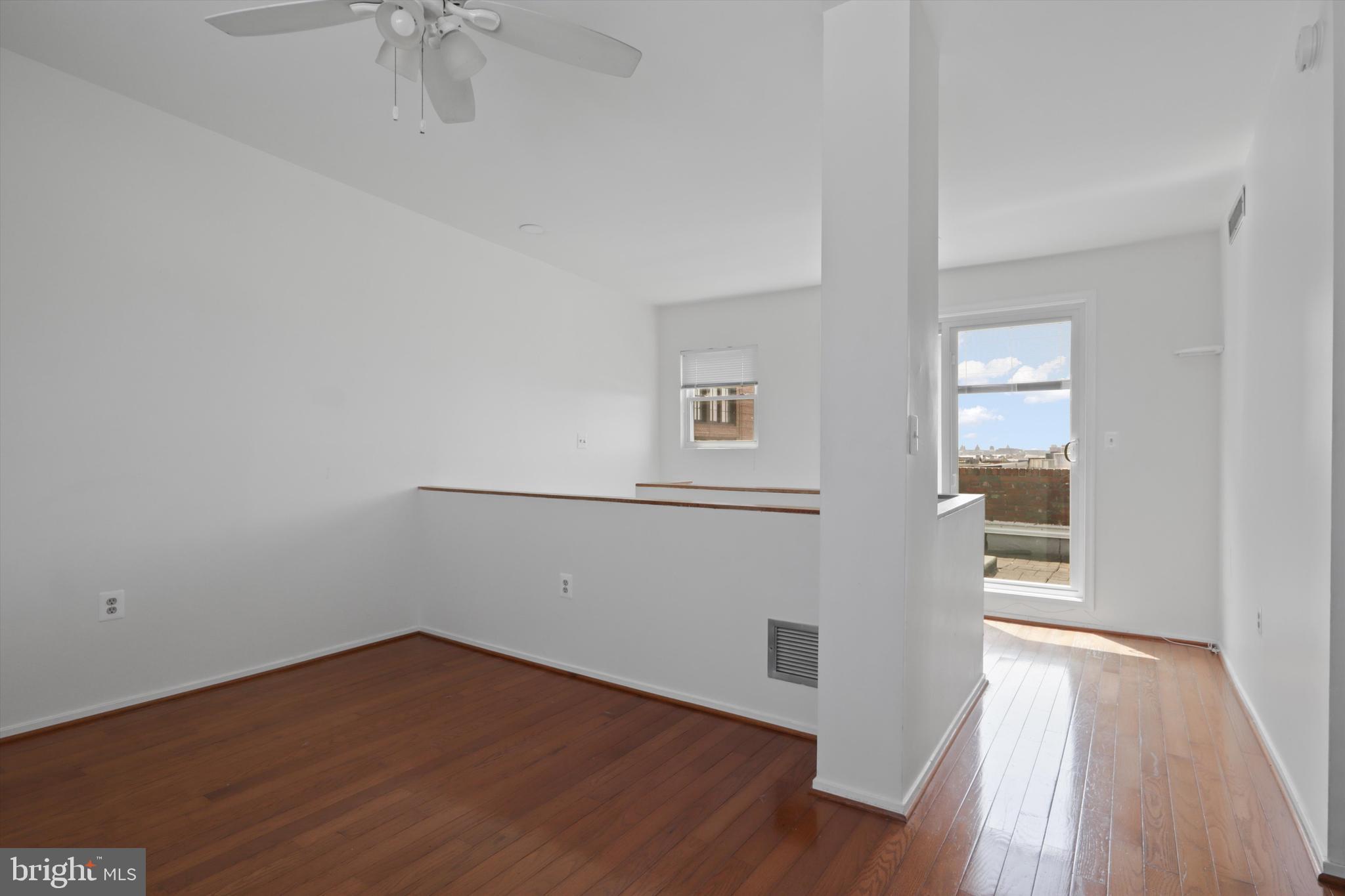 MOUNT PLEASANT - Residential Lease