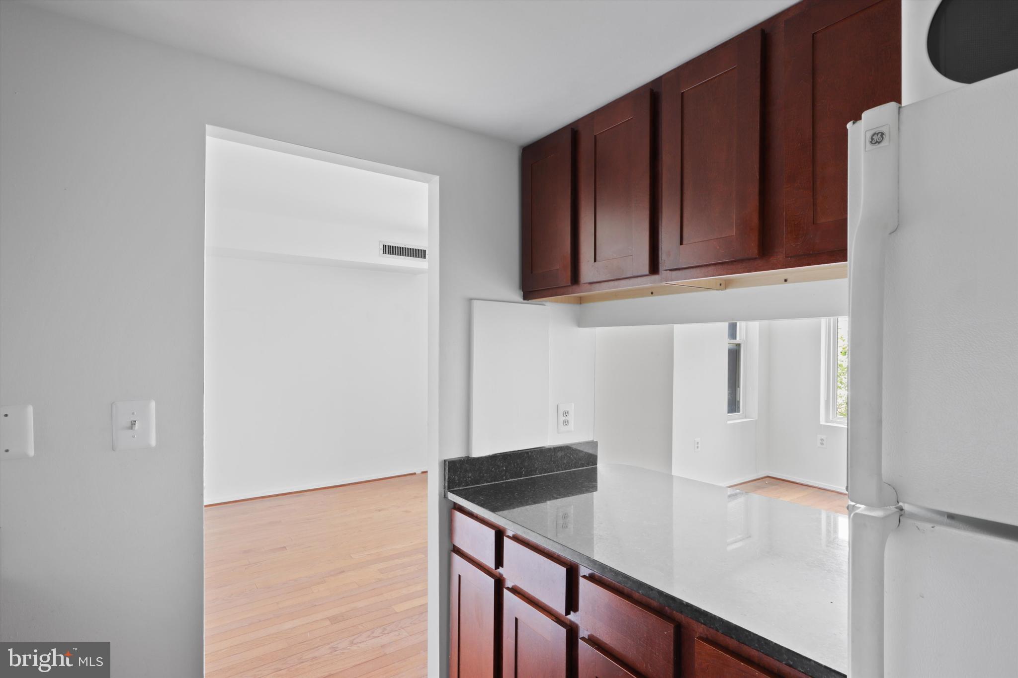 MOUNT PLEASANT - Residential Lease