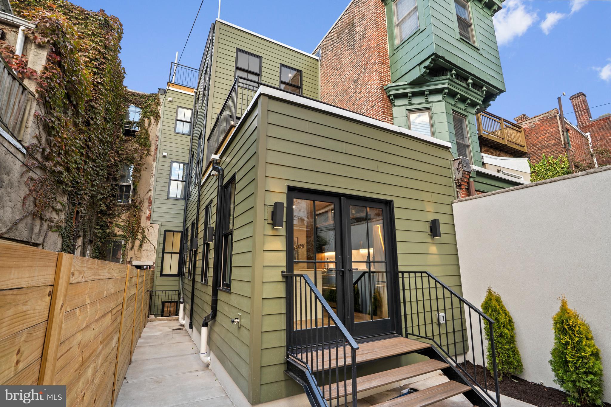 ART MUSEUM AREA - Residential