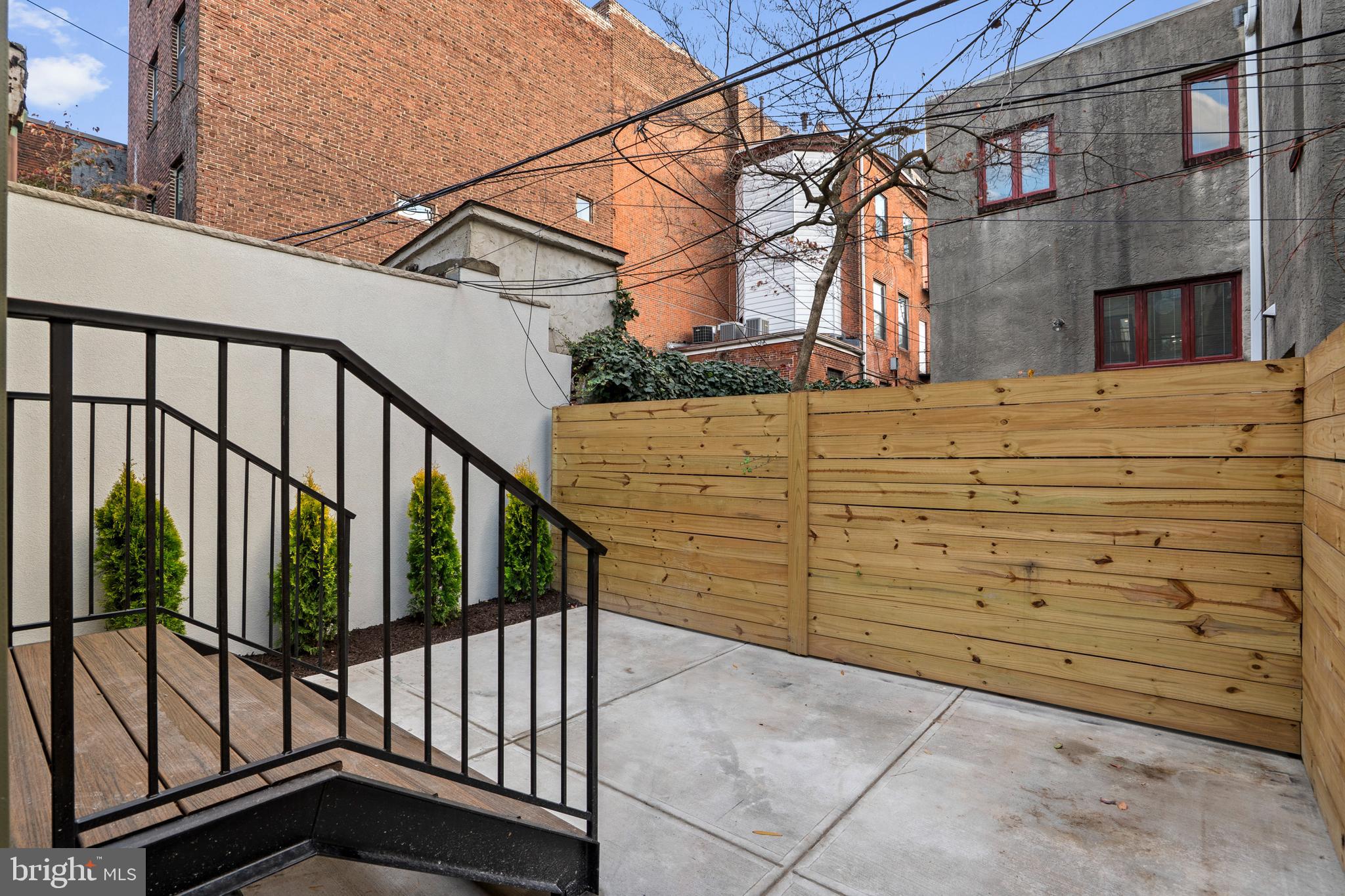 ART MUSEUM AREA - Residential