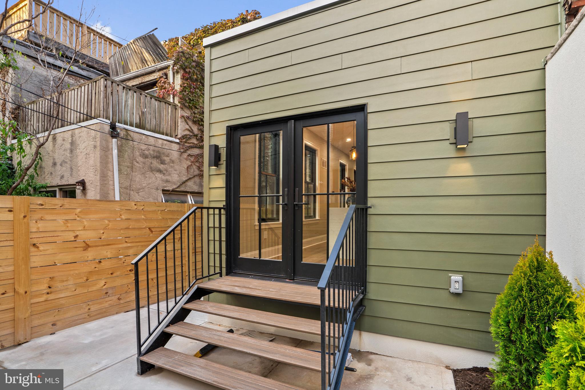 ART MUSEUM AREA - Residential