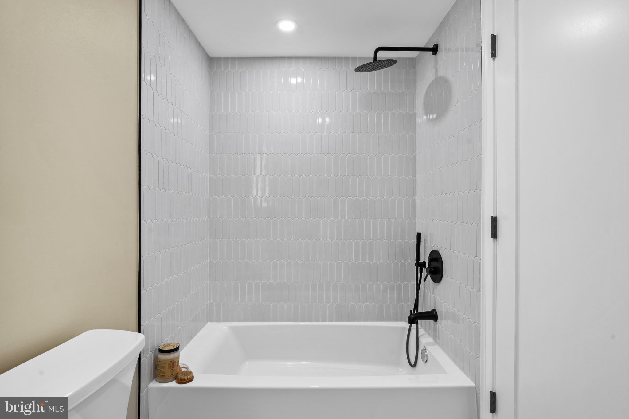 ART MUSEUM AREA - Residential