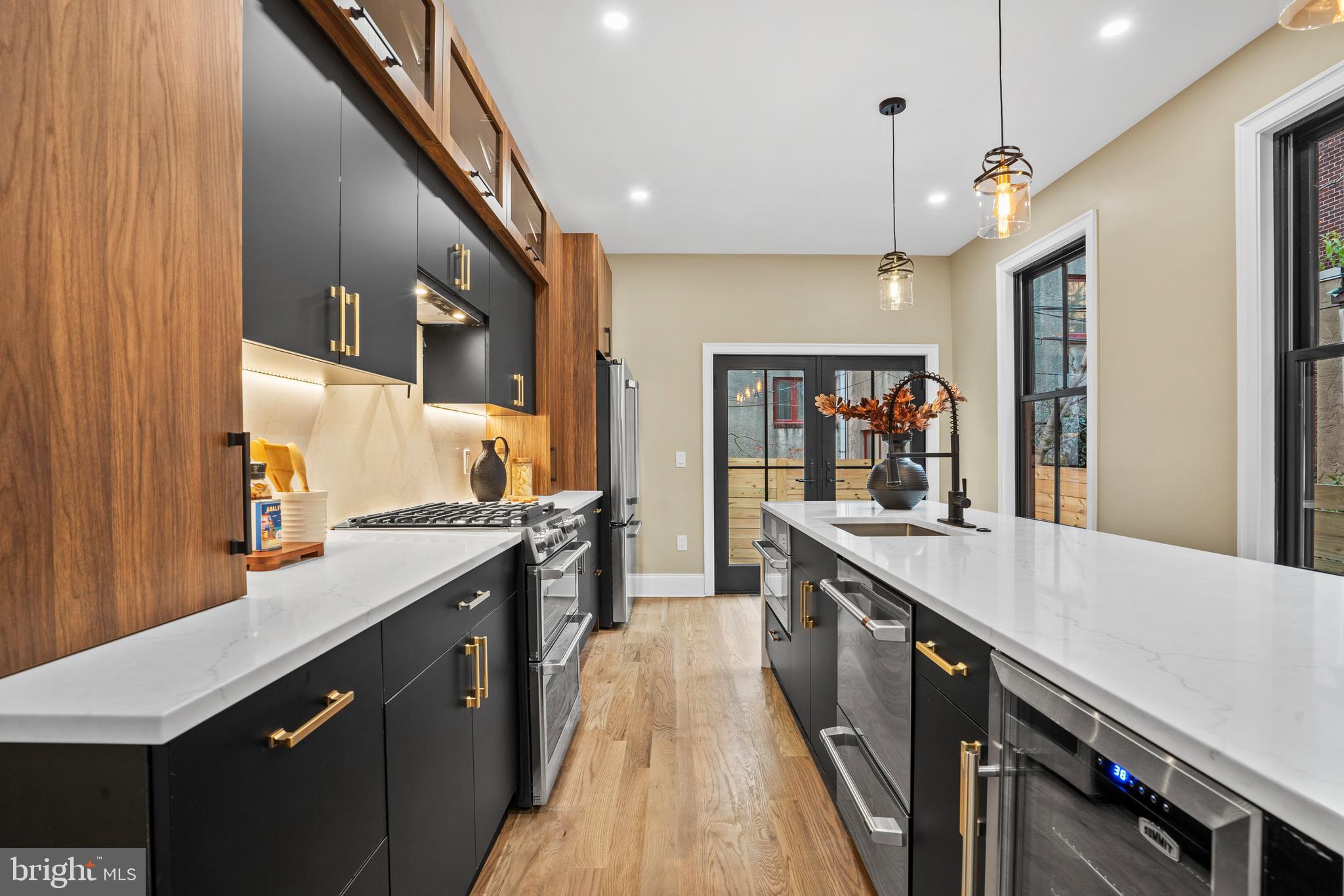 ART MUSEUM AREA - Residential