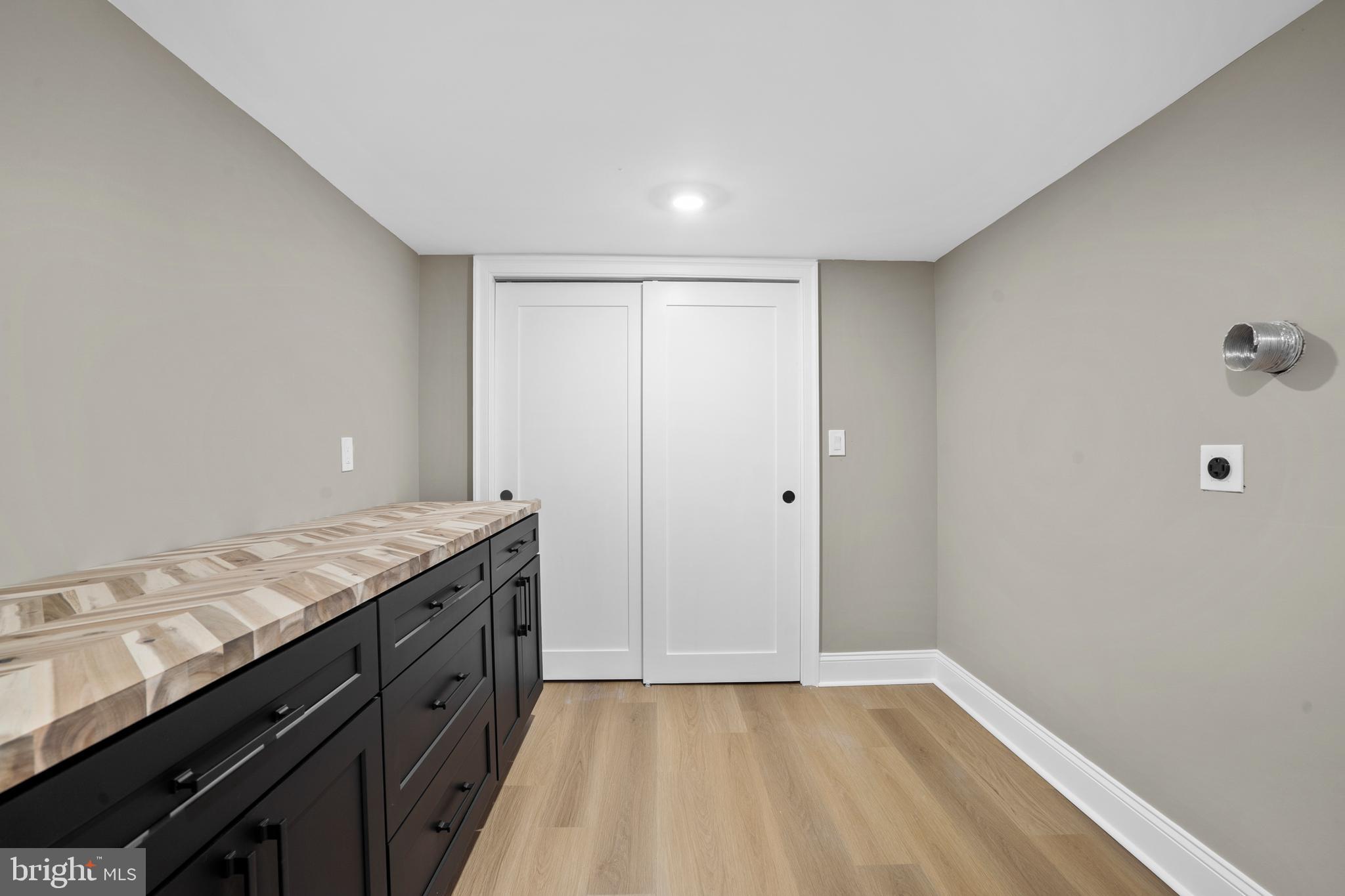 ART MUSEUM AREA - Residential