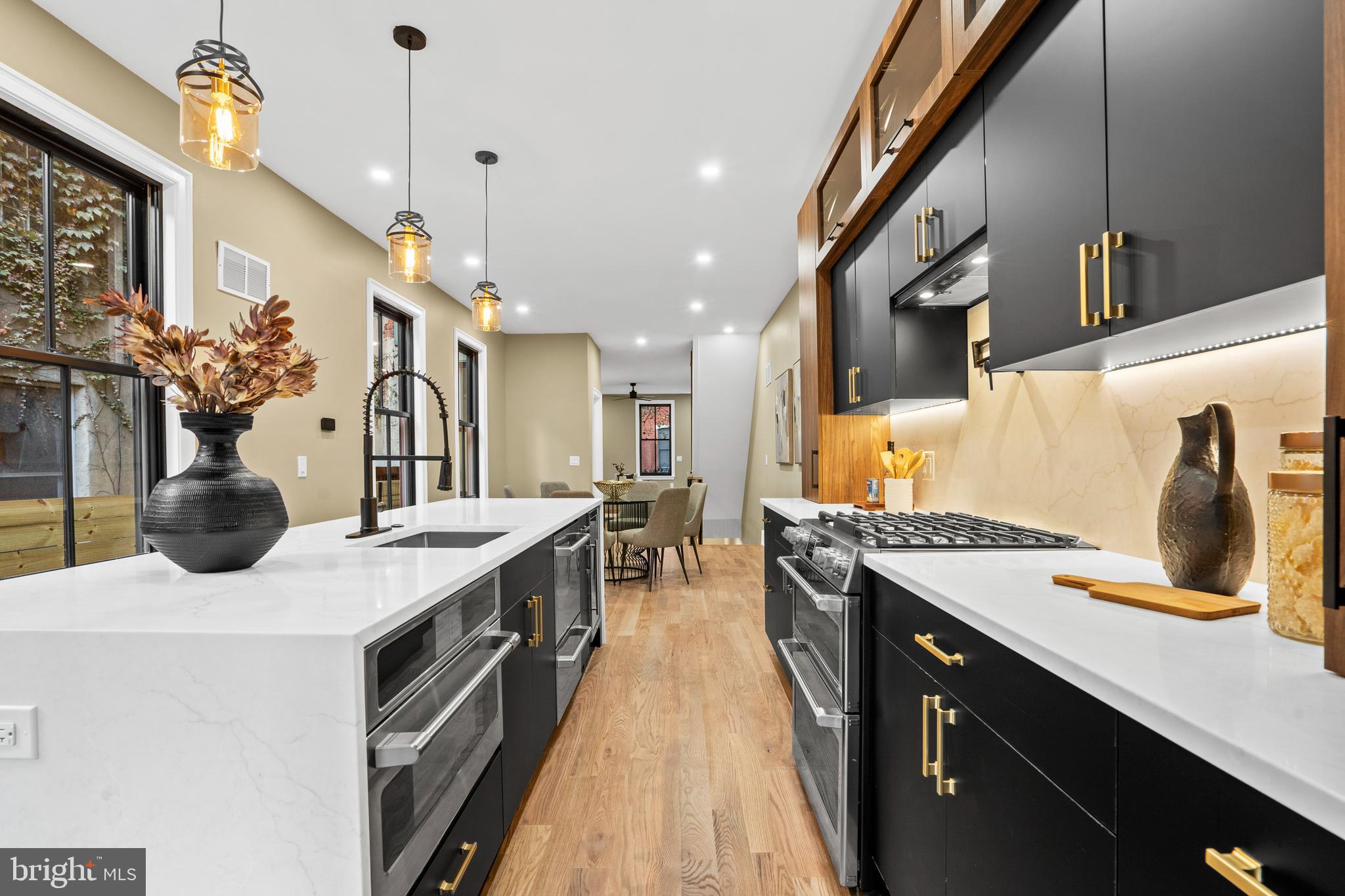 ART MUSEUM AREA - Residential