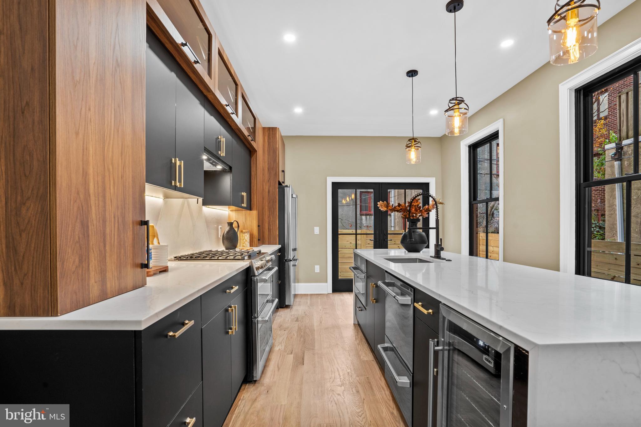 ART MUSEUM AREA - Residential