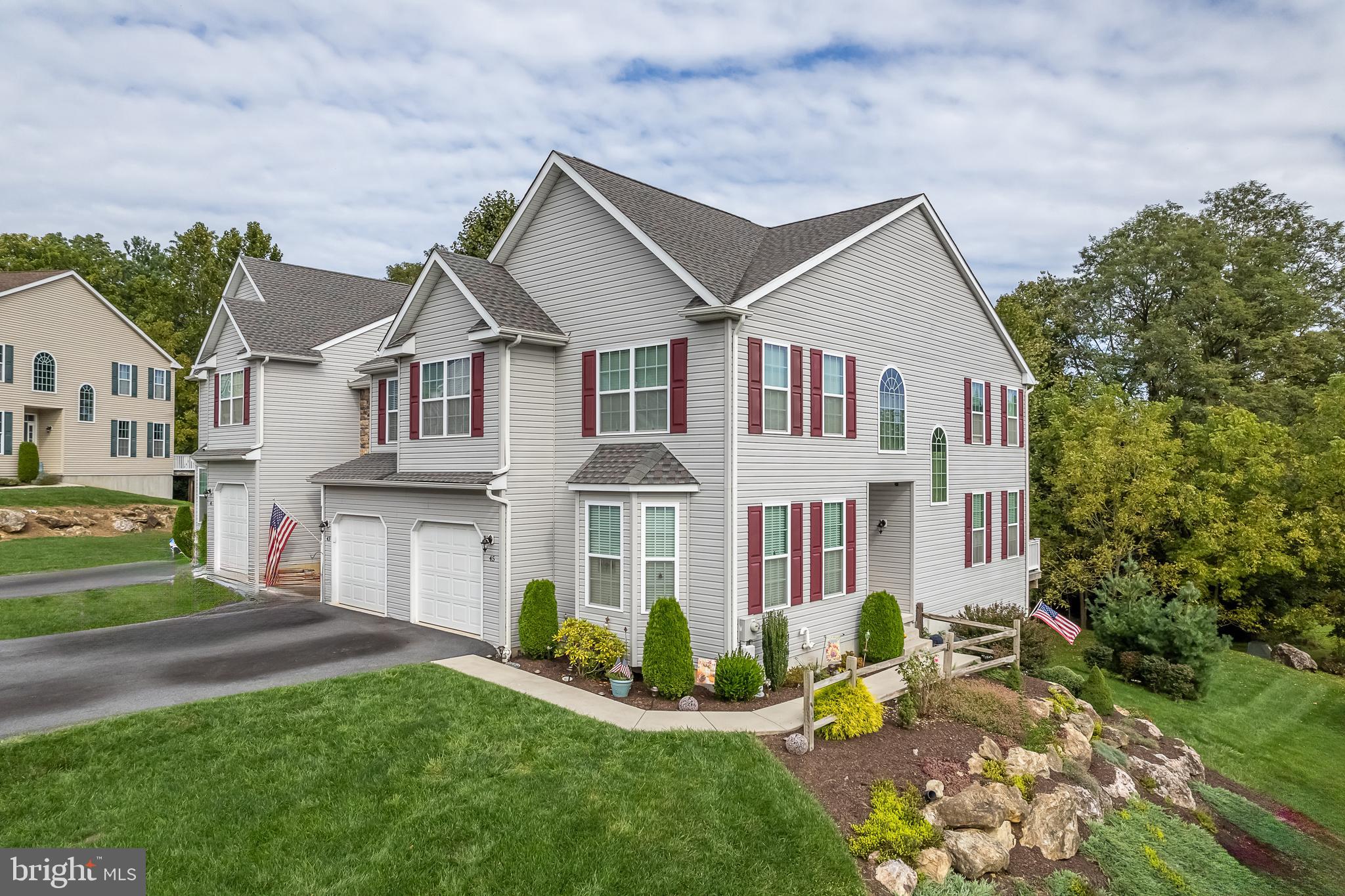 EXETER WOODS - Residential